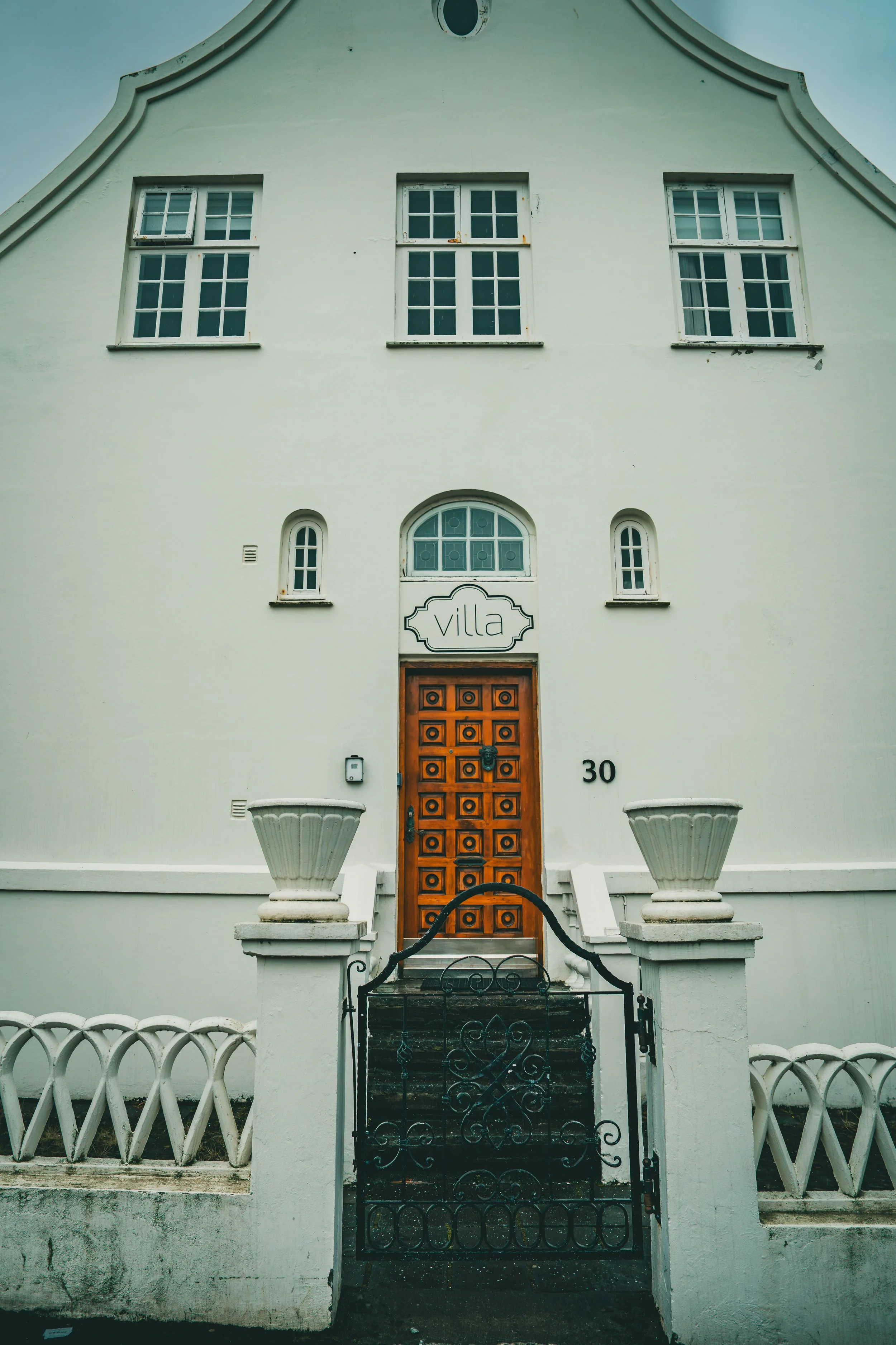R5_04949_D2-8-7_ Reykjavík-small.jpg