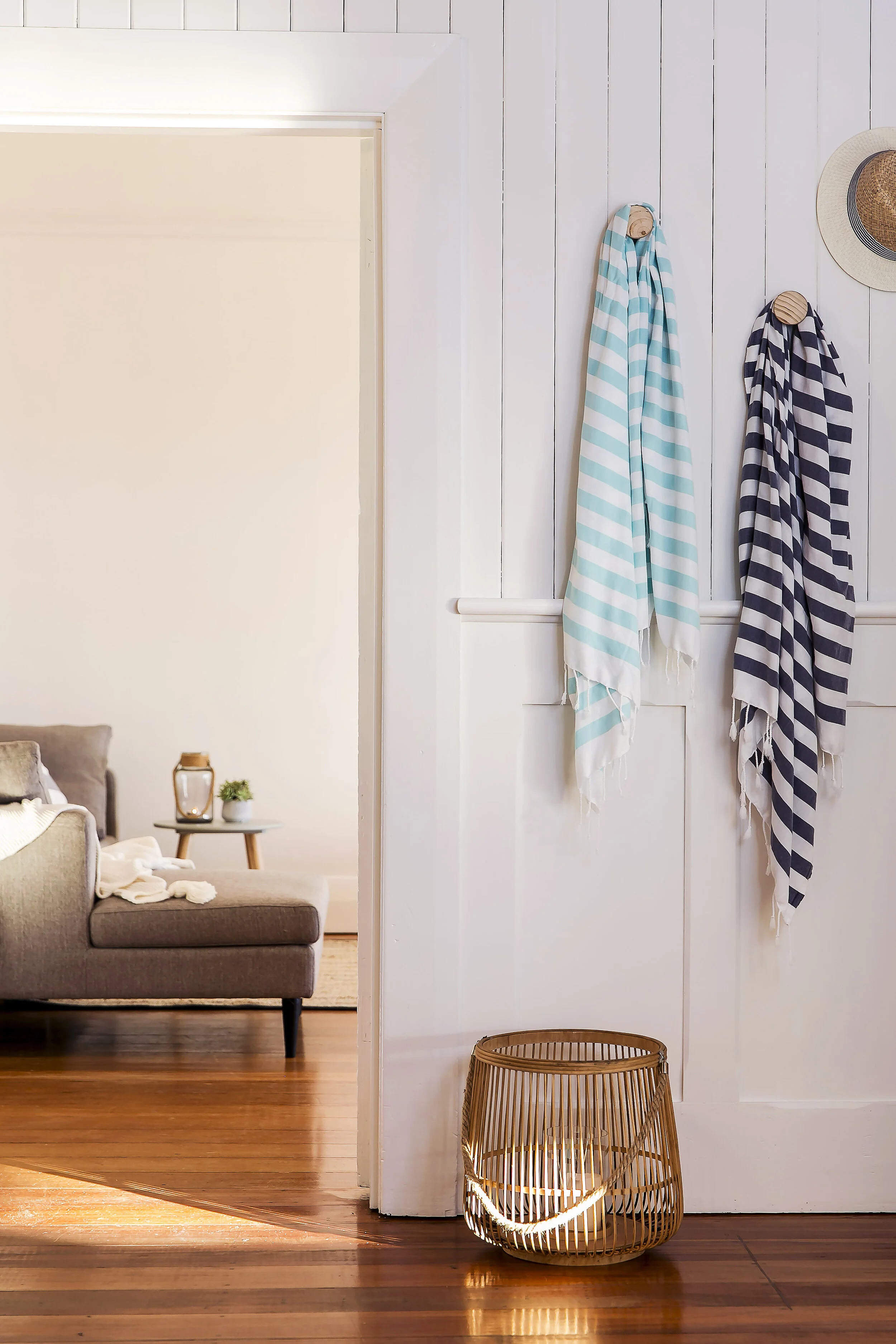 grange-557 esplanade-180p.JPG