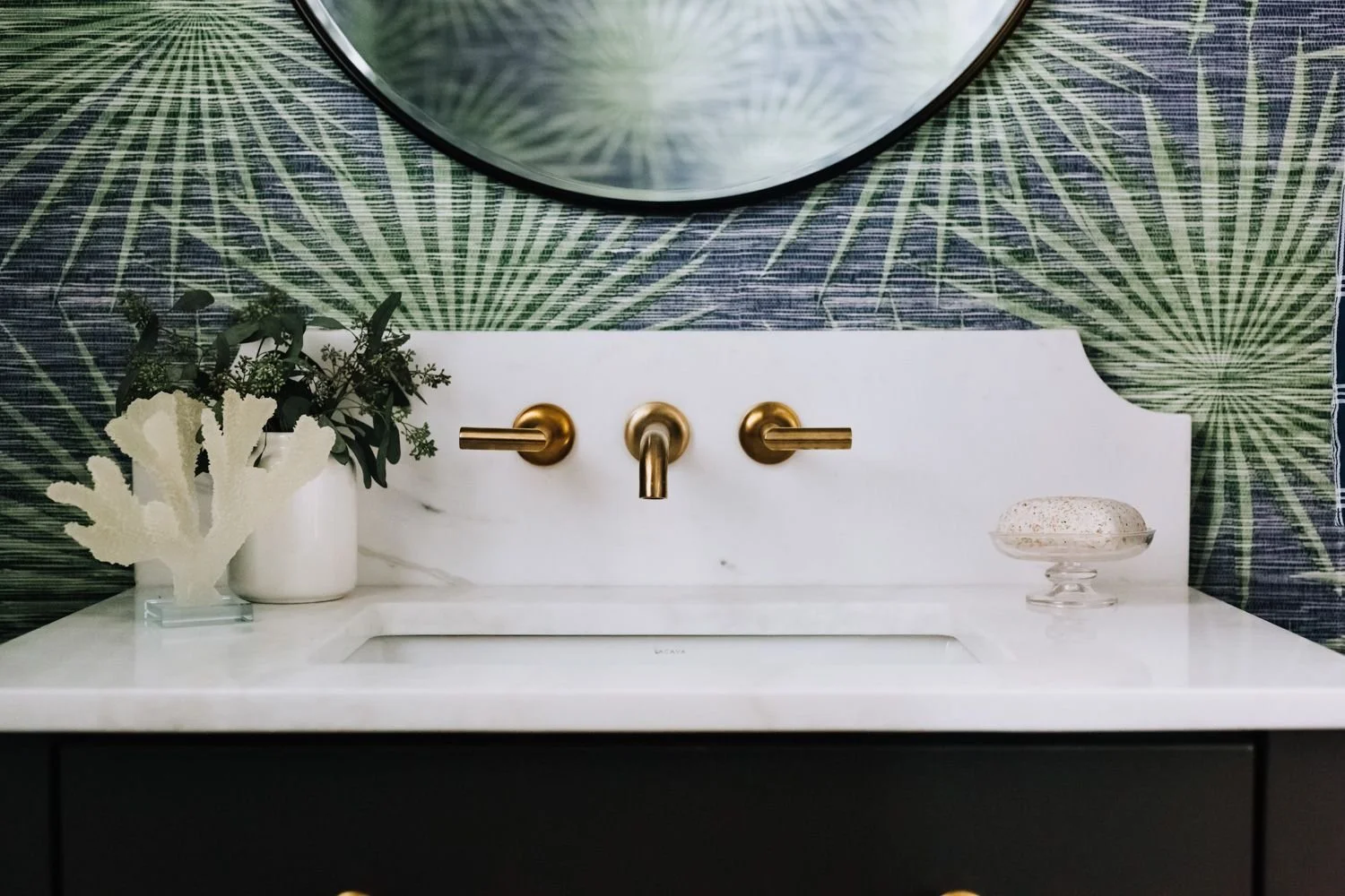 4 Design Tips to Make the Most of Your Powder Room