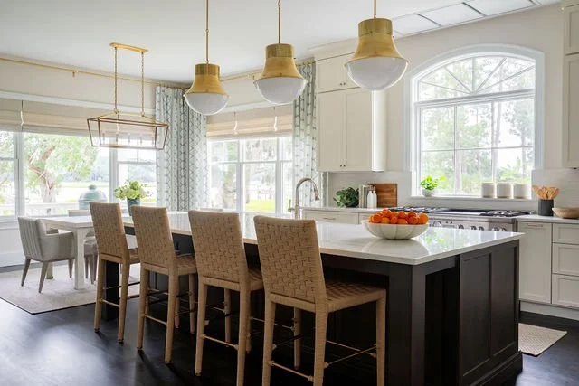 furnish-by-shoreline-kitchen-and-dining-room-design.JPG
