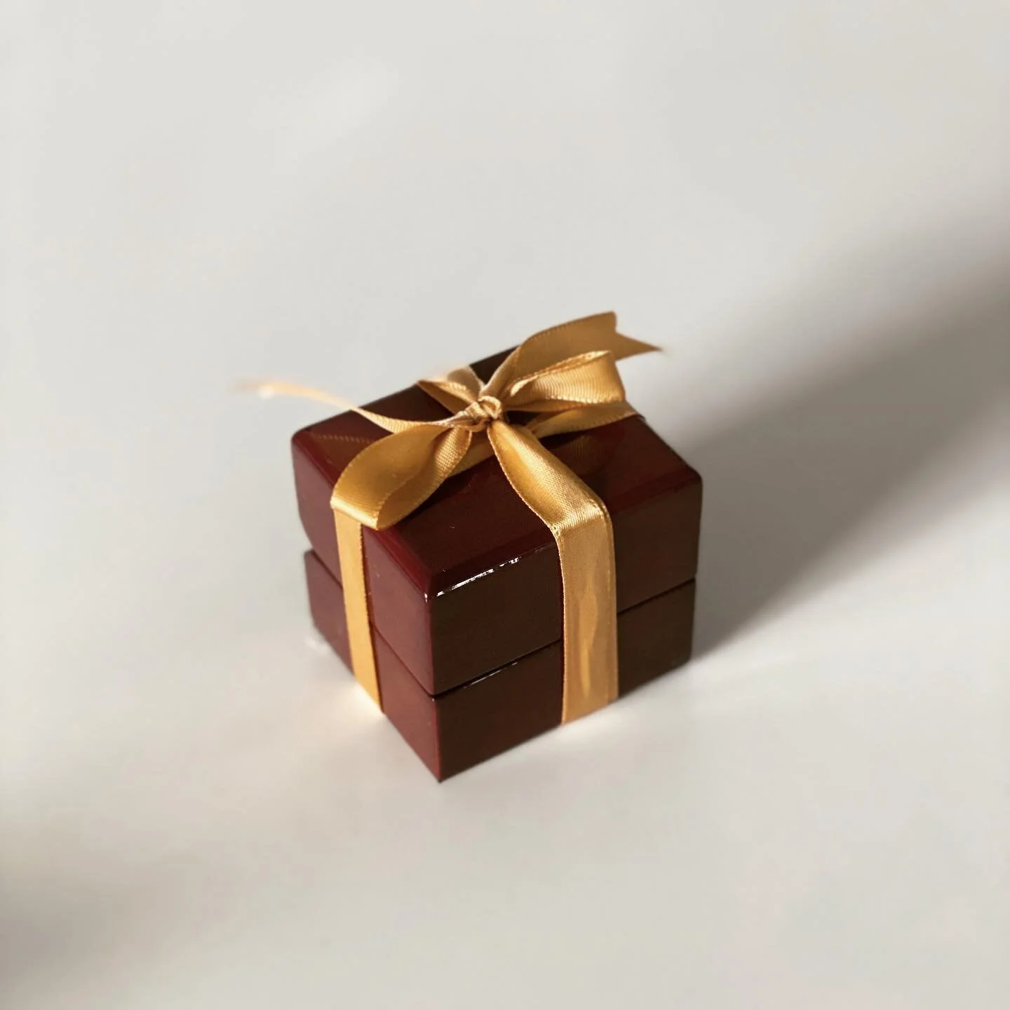 Hope it fits!! 💍🤞 #weddingband #weddingring