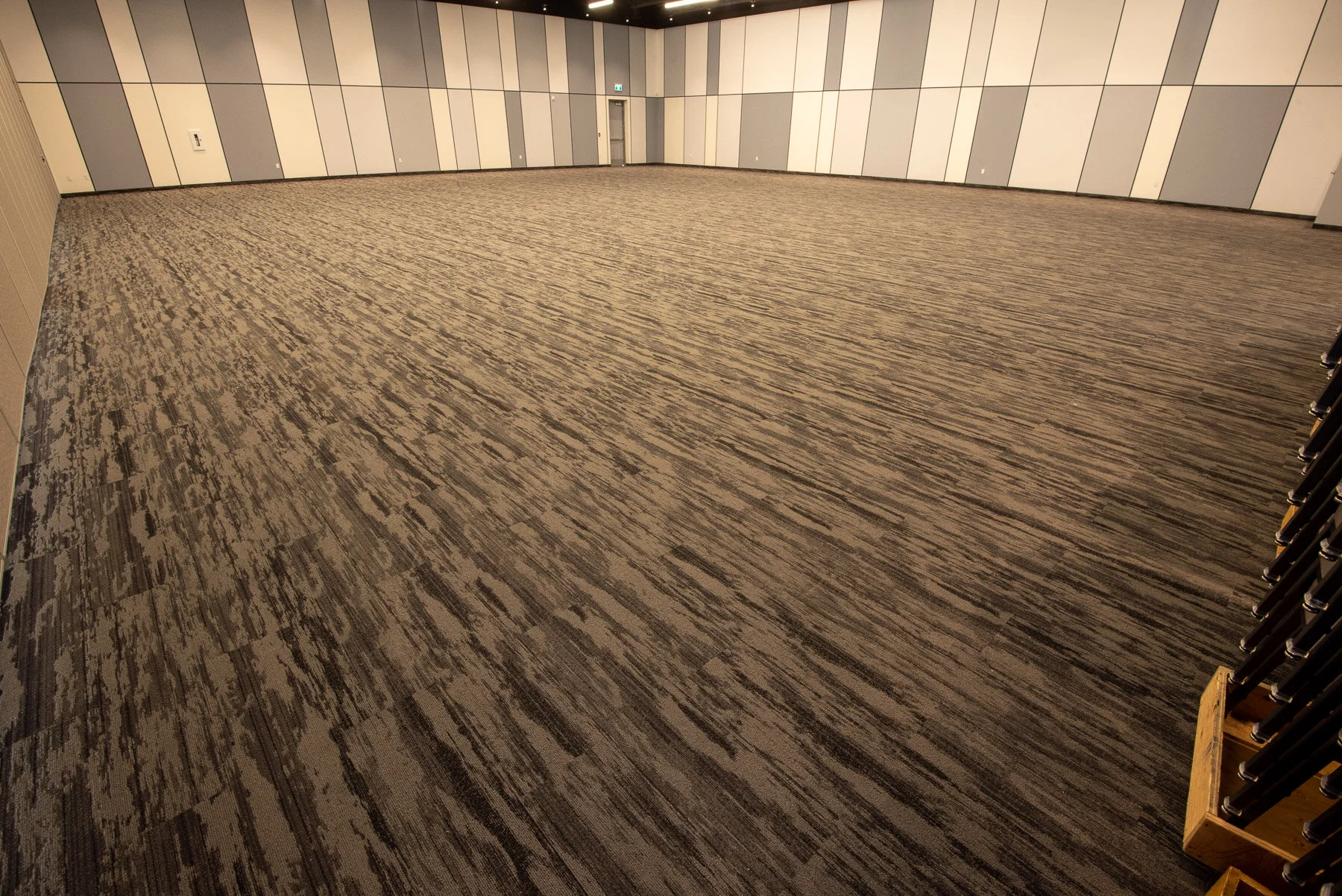 Ballroom B.jpg
