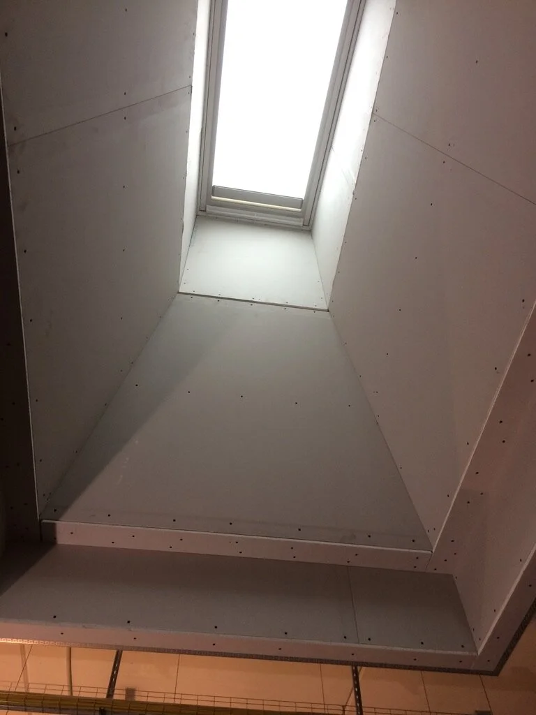 Realizzazione di velette in cartongesso per velux