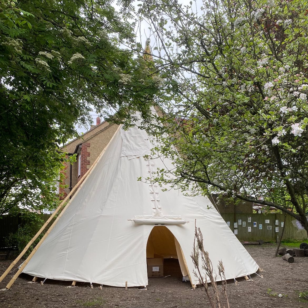 A lovely tipi set up for a primary school who have a beautiful forest school area. Very lucky children to have such a beautiful spot and now a tipi as a classroom space too! 

We LOVE making tipis for organisations where children will get to enjoy th