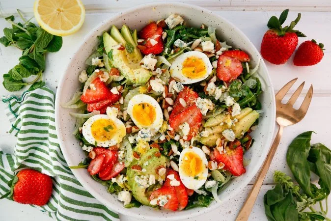 Strawberry and Arugula Salad with an Herbed Vinaigrette