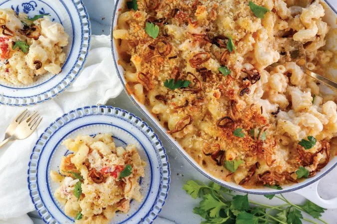 Lobster Mac and Cheese with a Crispy Shallot Herbed Crust