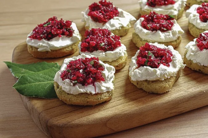 Cranberry Salsa Crostini