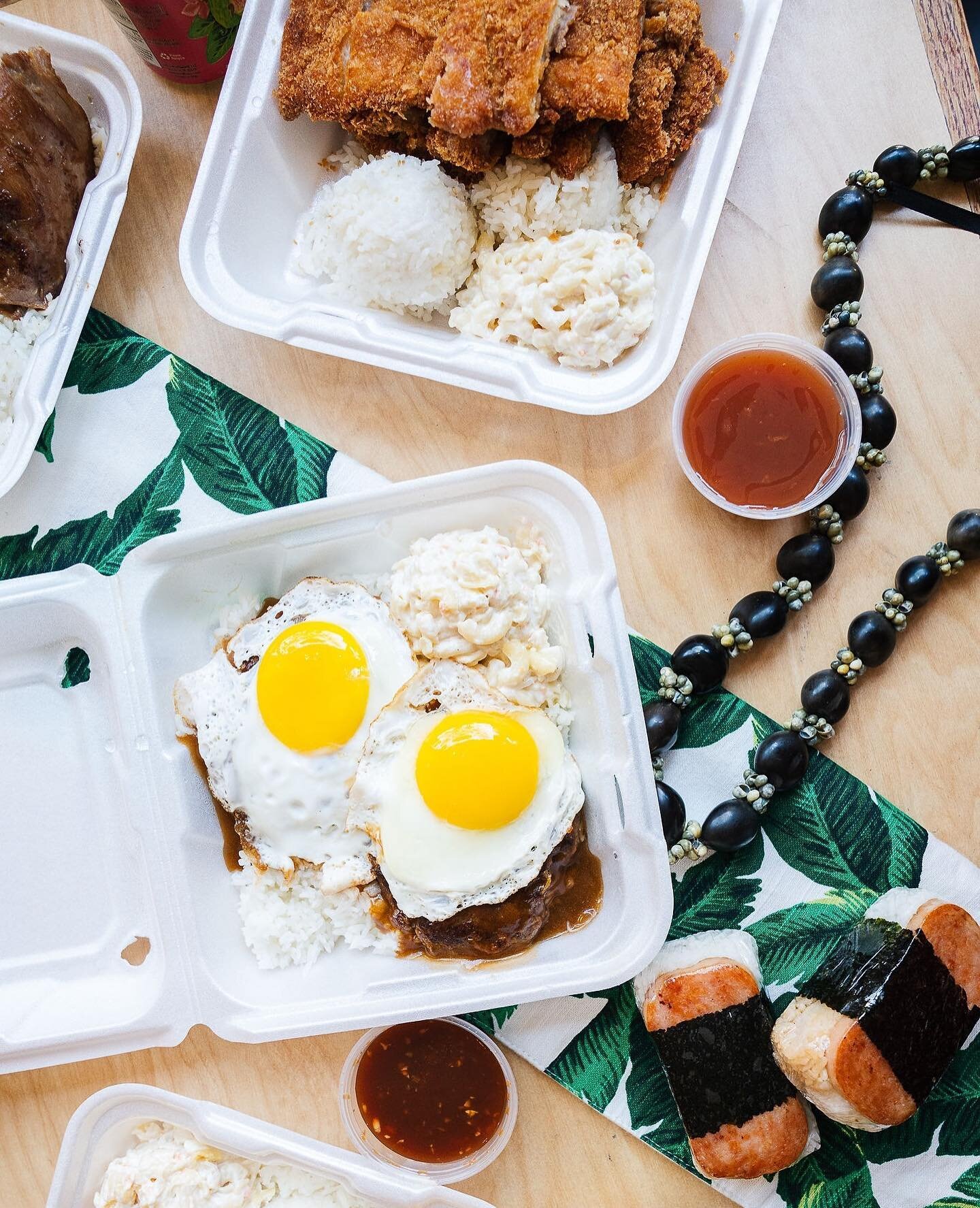 ALOHA EATS
