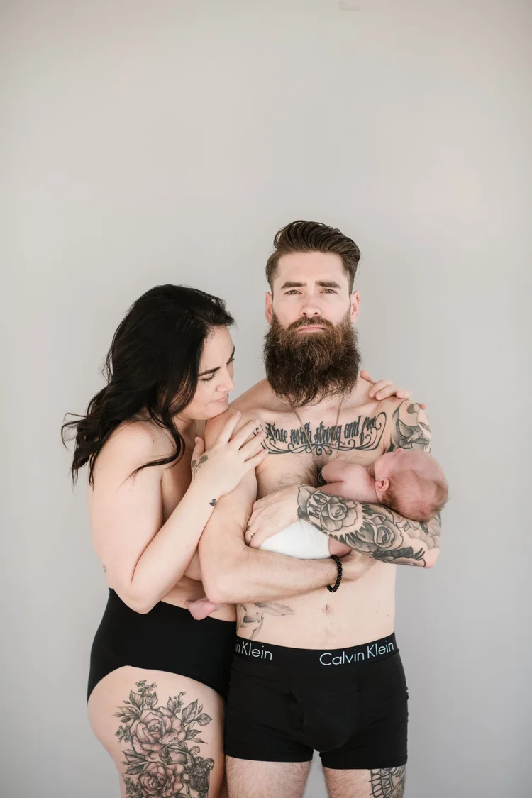 A01 + Parabolic Softbox by Scarlet O'Neill