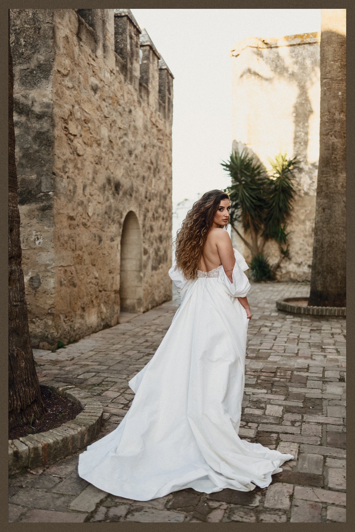 A 01-crunch-grit-border 16_mila_flad_vividsymphonySR5_0467.jpg