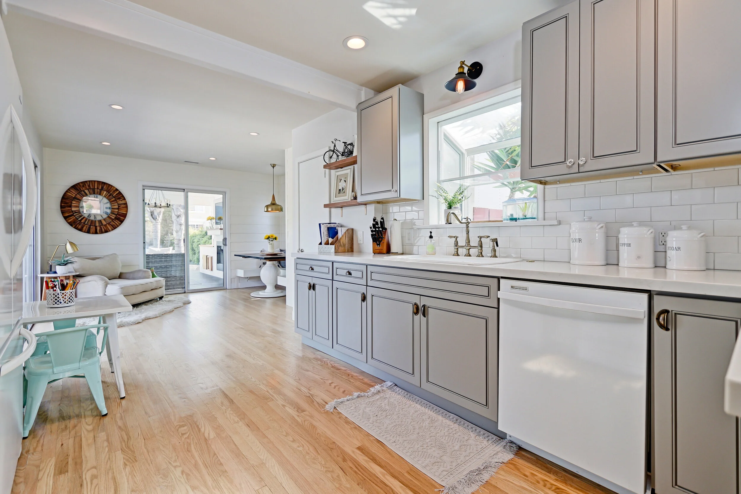 2306 Graham_Kitchen2.jpg