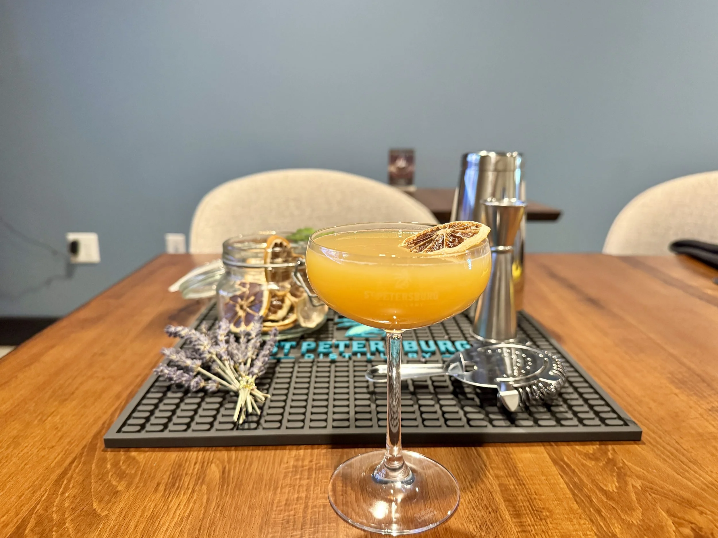 sip &amp; shake: a hands-on cocktail experience