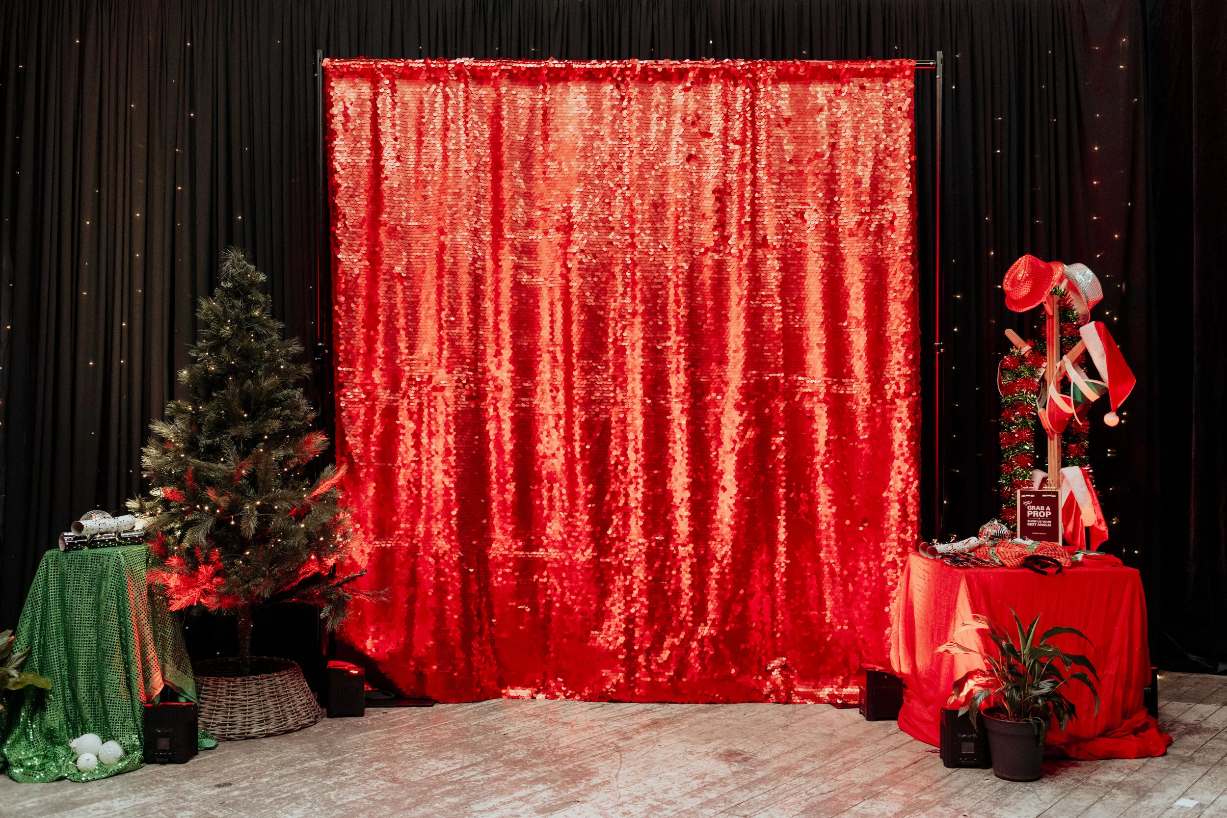 GravityEventsChristmasPhotobooth_102_.jpg