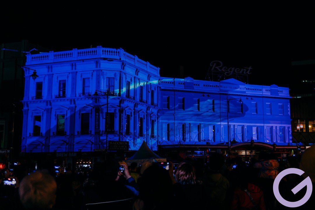 Projection mapping in the lower Octagon for the 2023 Dunedin New Year's Eve Celebration with 4x Panasonic laser projectors. 
A special thanks to the Dunedin City Council and projection artist Jon Baxter from Perceptual Engineering.

#projectionmappin