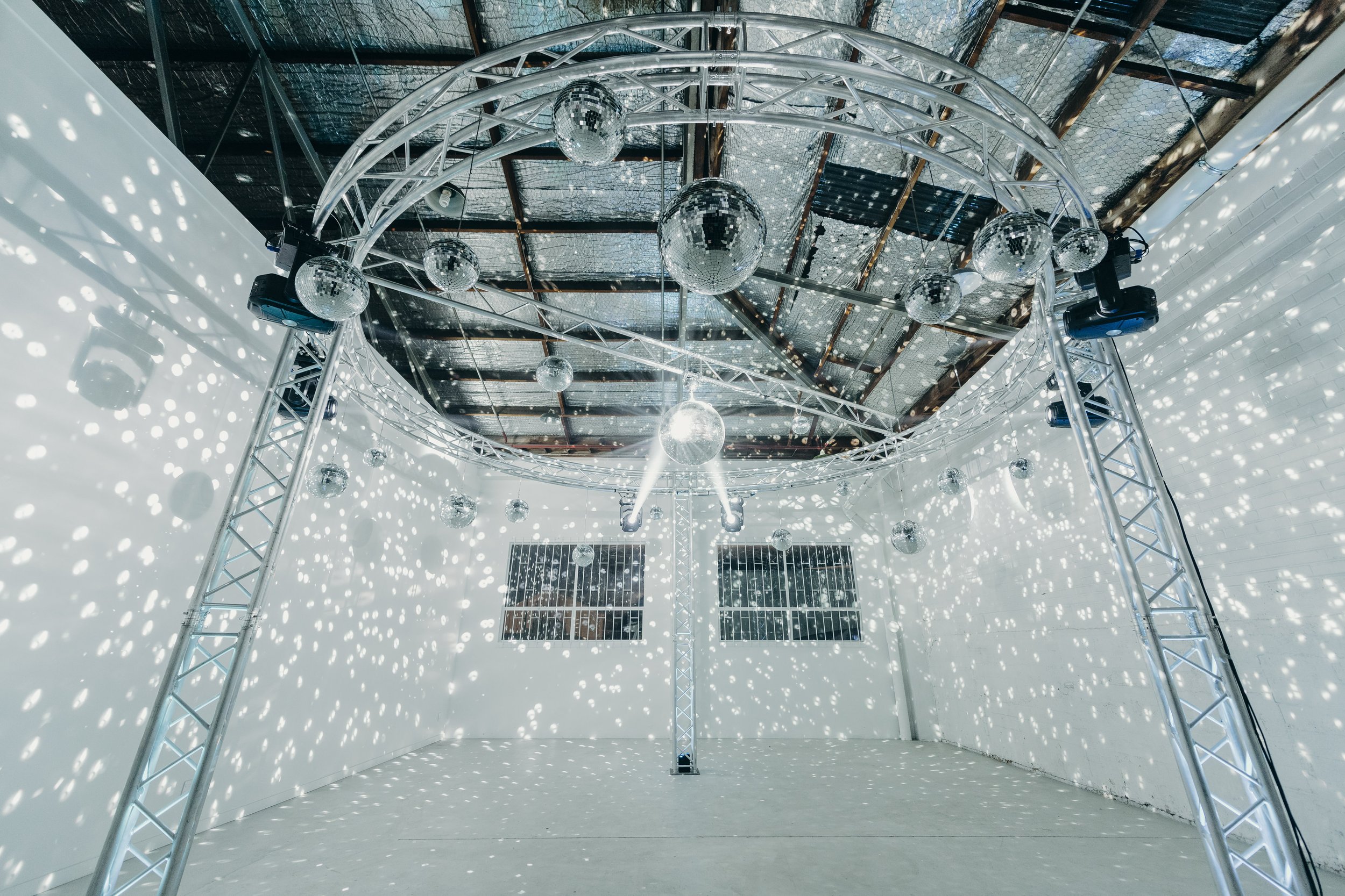 GravityDiscoBall2022_004_.jpg
