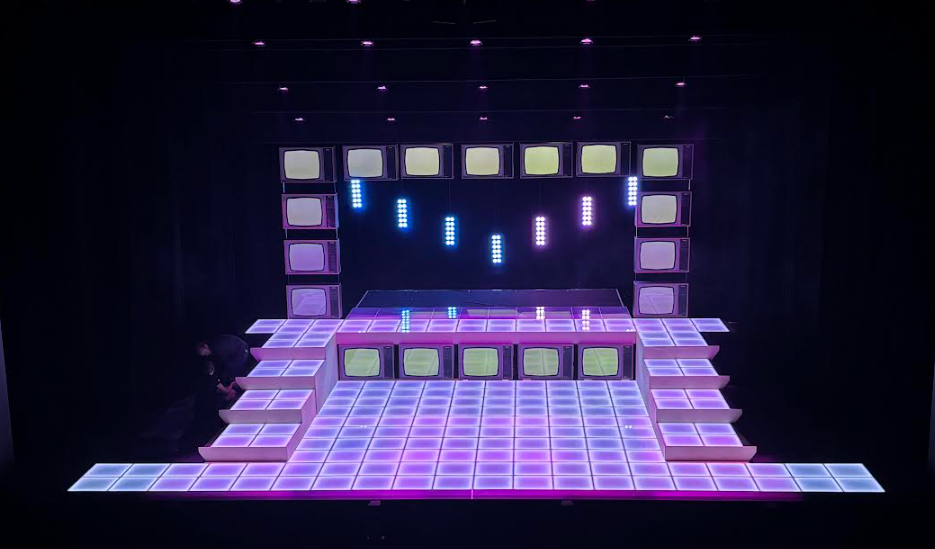 "HYPERSPACE" by Albert Belz for Te Pou Theatre + Auckland Theatre Company - Gravity LED Dance Floor