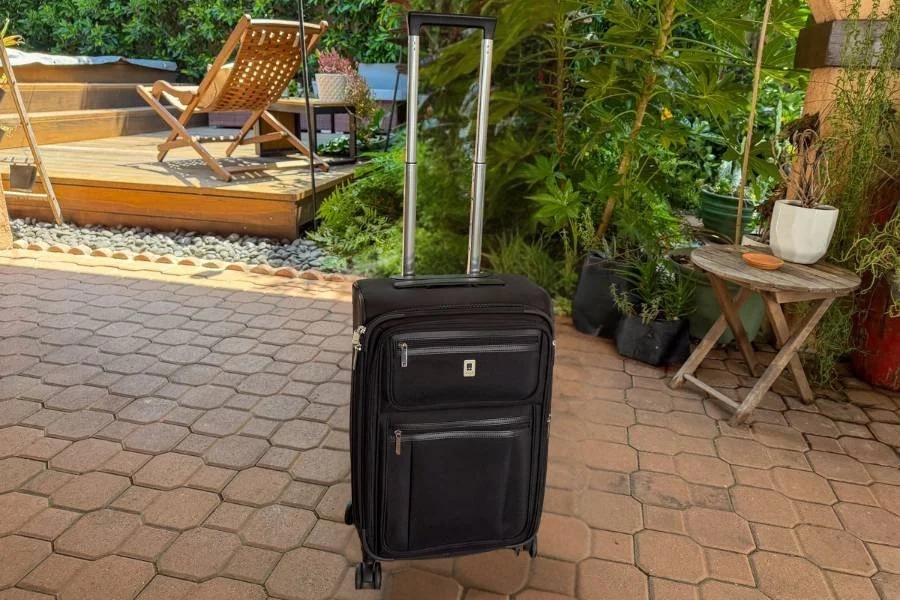 Carry-on Bag Review LEVEL8 Gibraltar vs Stride Carry-On - Stride