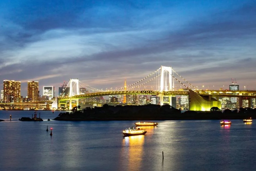 One Month in Japan Itinerary: What To See in Japan - Odaiba Rainbow Bridge