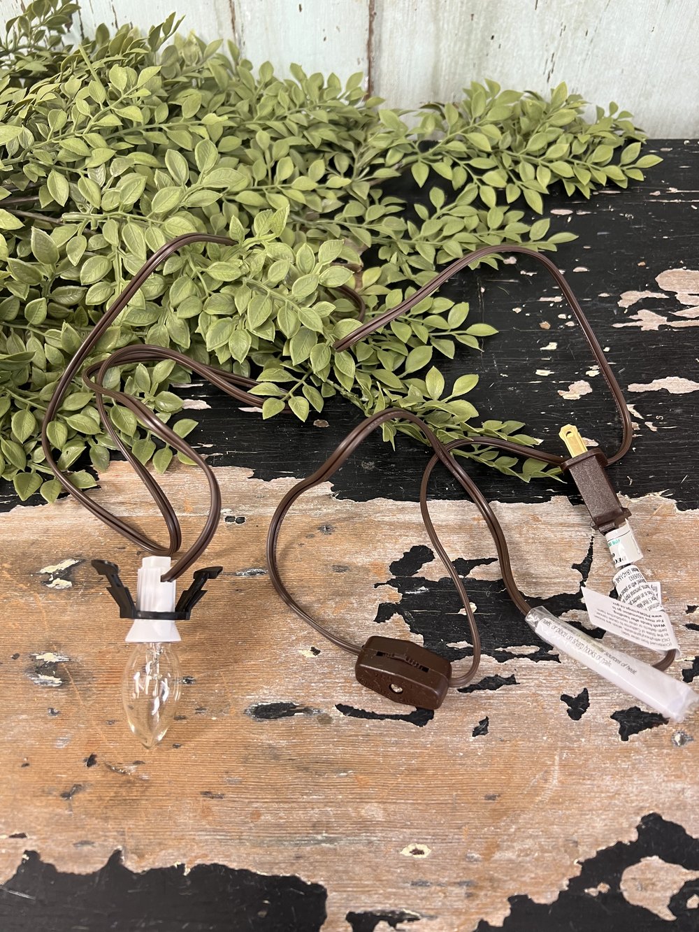 DIY Felt Flowers - The Shabby Tree
