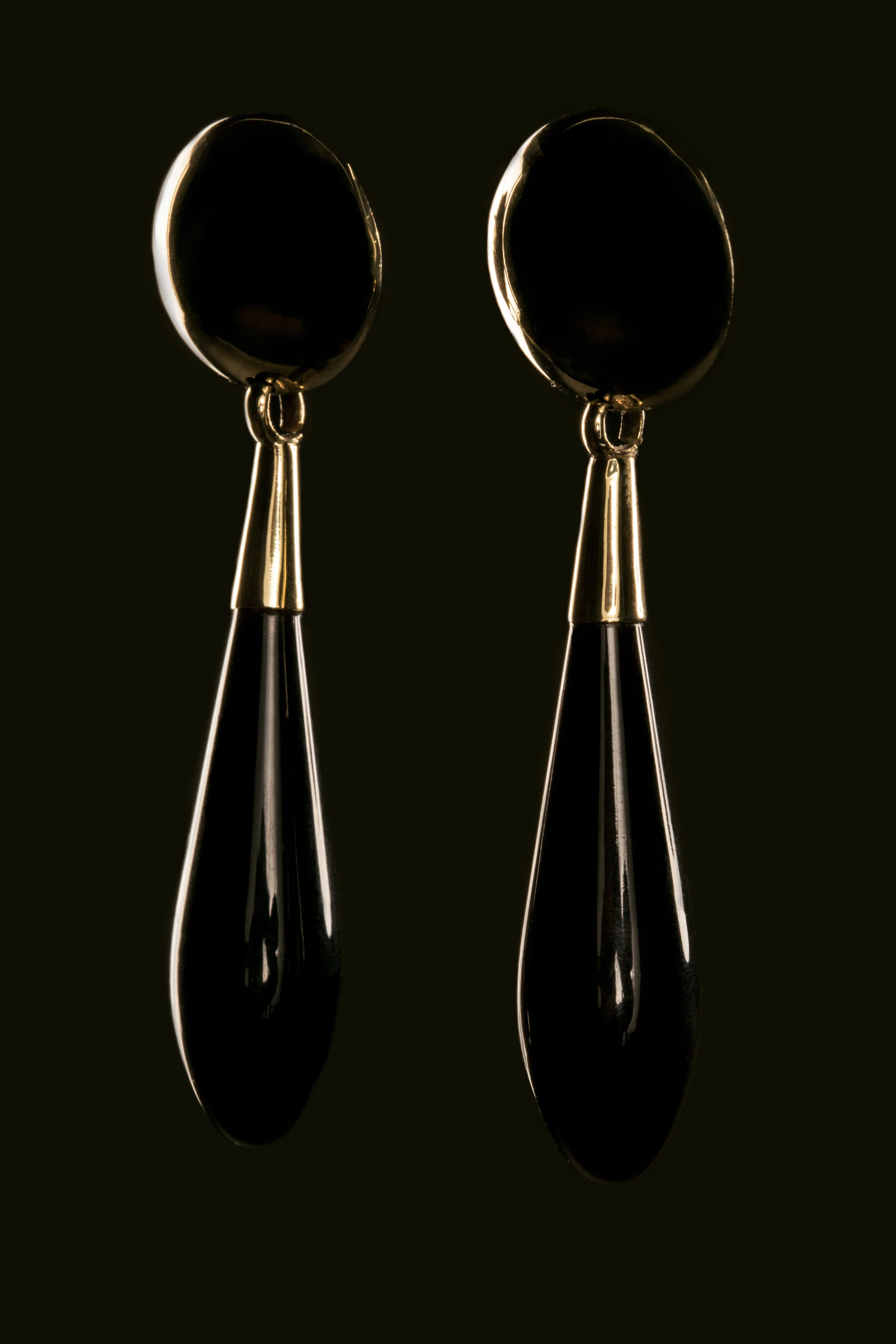 Cocoon (earings) 80x20mm horn gold plated brass