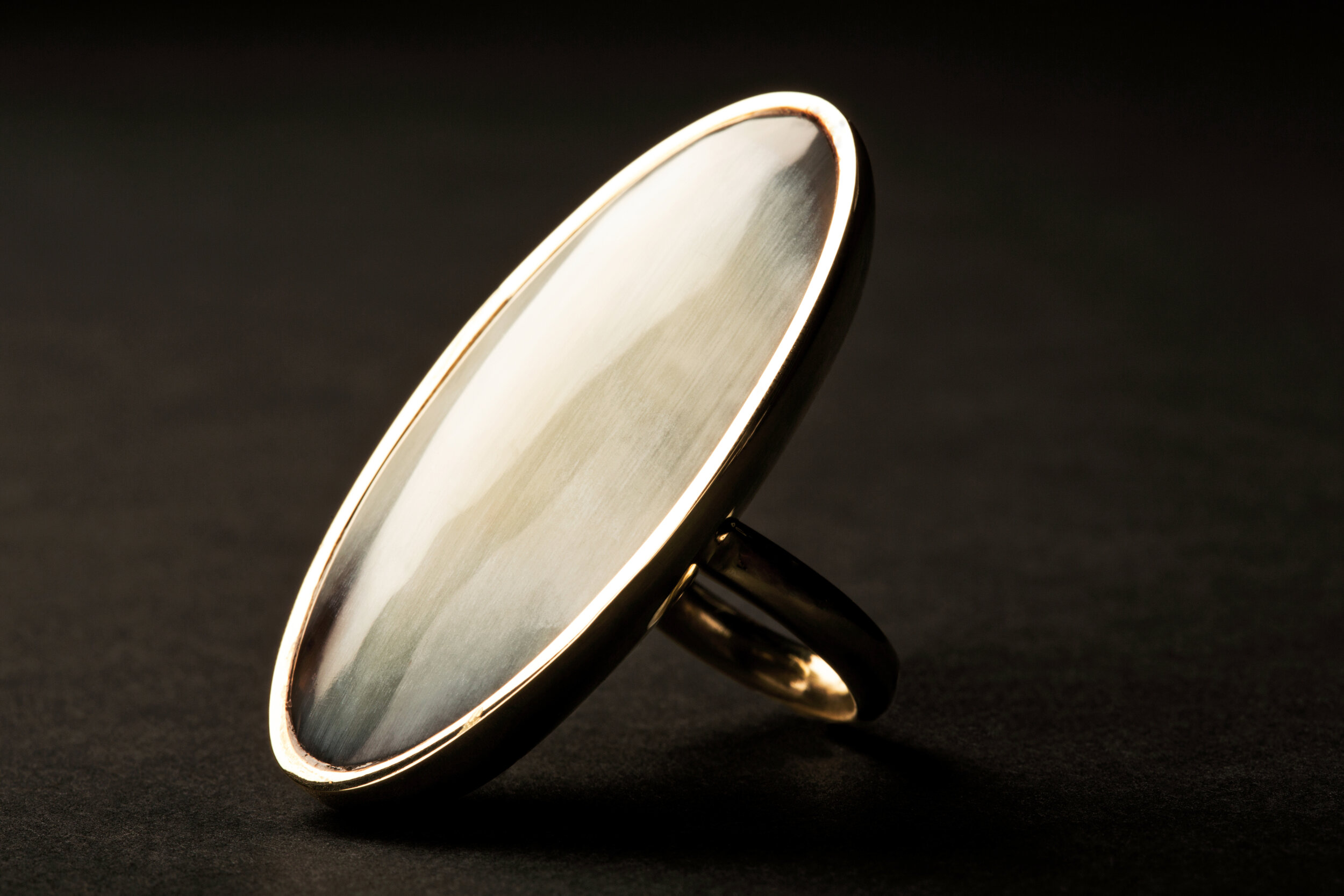 Ply (ring) 50X45mm horn gold plated brass