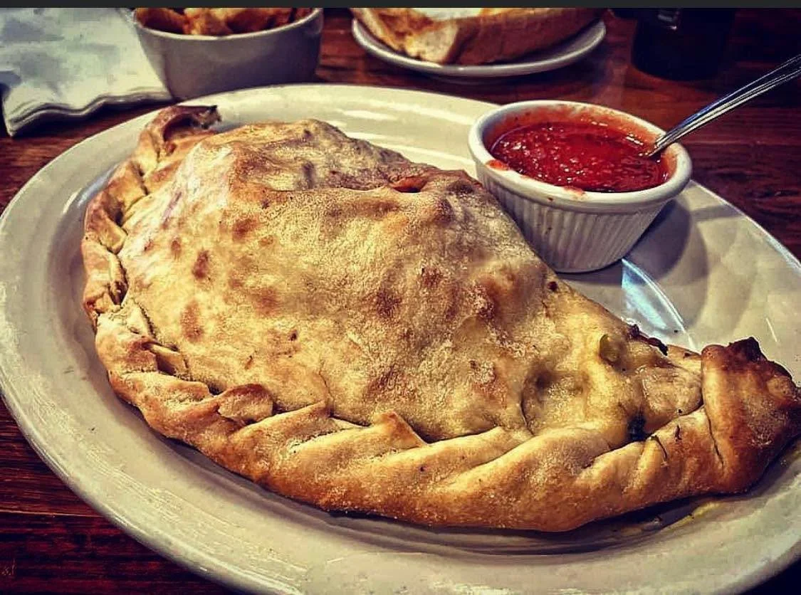 DINE-IN SPECIAL!!! 

Thursdays just got tastier&hellip;

✨ ALL DAY THURSDAYS
🍕 $3 OFF CALZONES (dine-in only)

Crispy. Cheesy. Stuffed just right.
Your Thursday plans? Handled. 😉

📍 3844 W. 147th St., 
  Downtown Midlothian
📞 708-396-2333

Tag yo