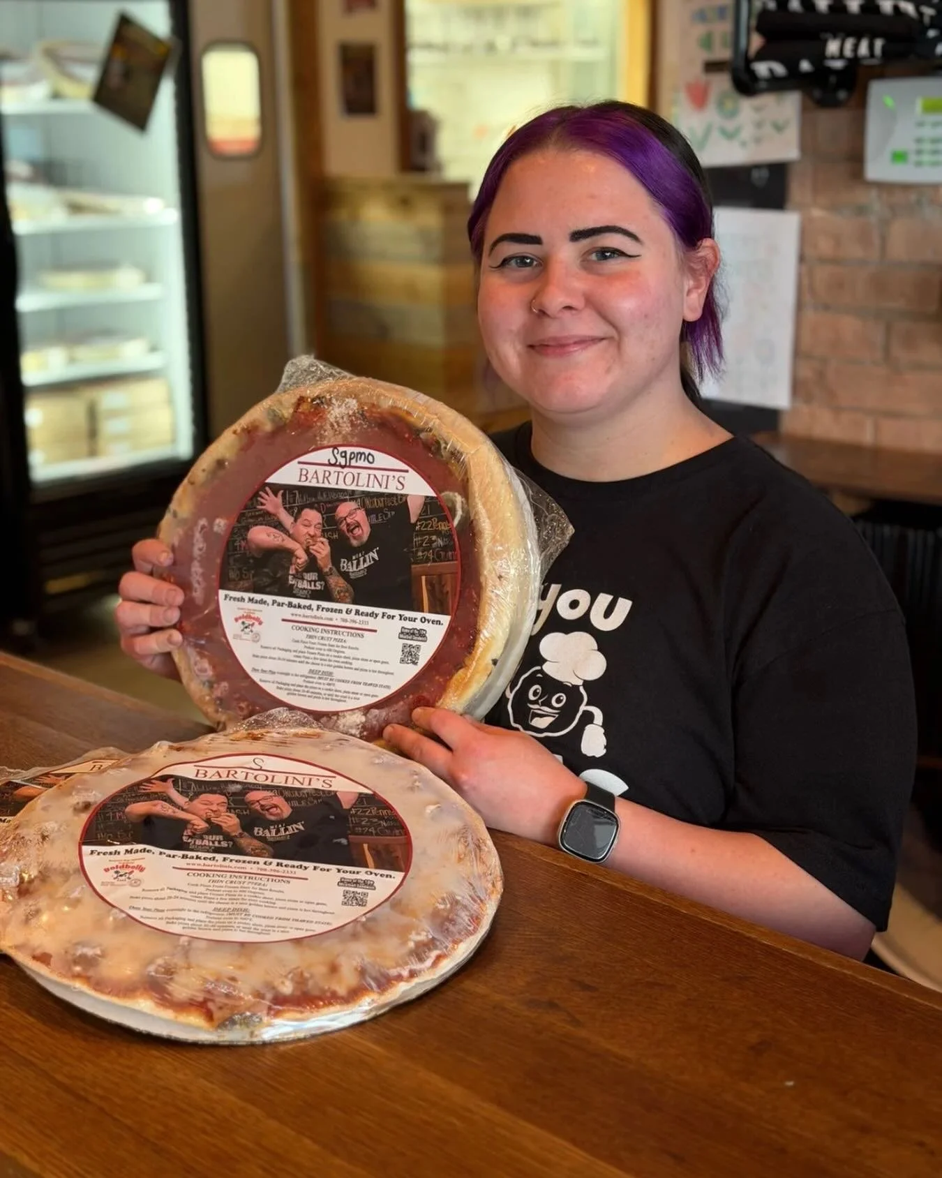 ✨ Someone You Should Know at Bartolini&rsquo;s 

Meet Sarah ❤️🍕📦✈️

If you&rsquo;ve ever ordered Bartolini&rsquo;s through Goldbelly, there&rsquo;s a good chance Sarah helped get your pizza safely to your doorstep somewhere across the country 🇺🇸?