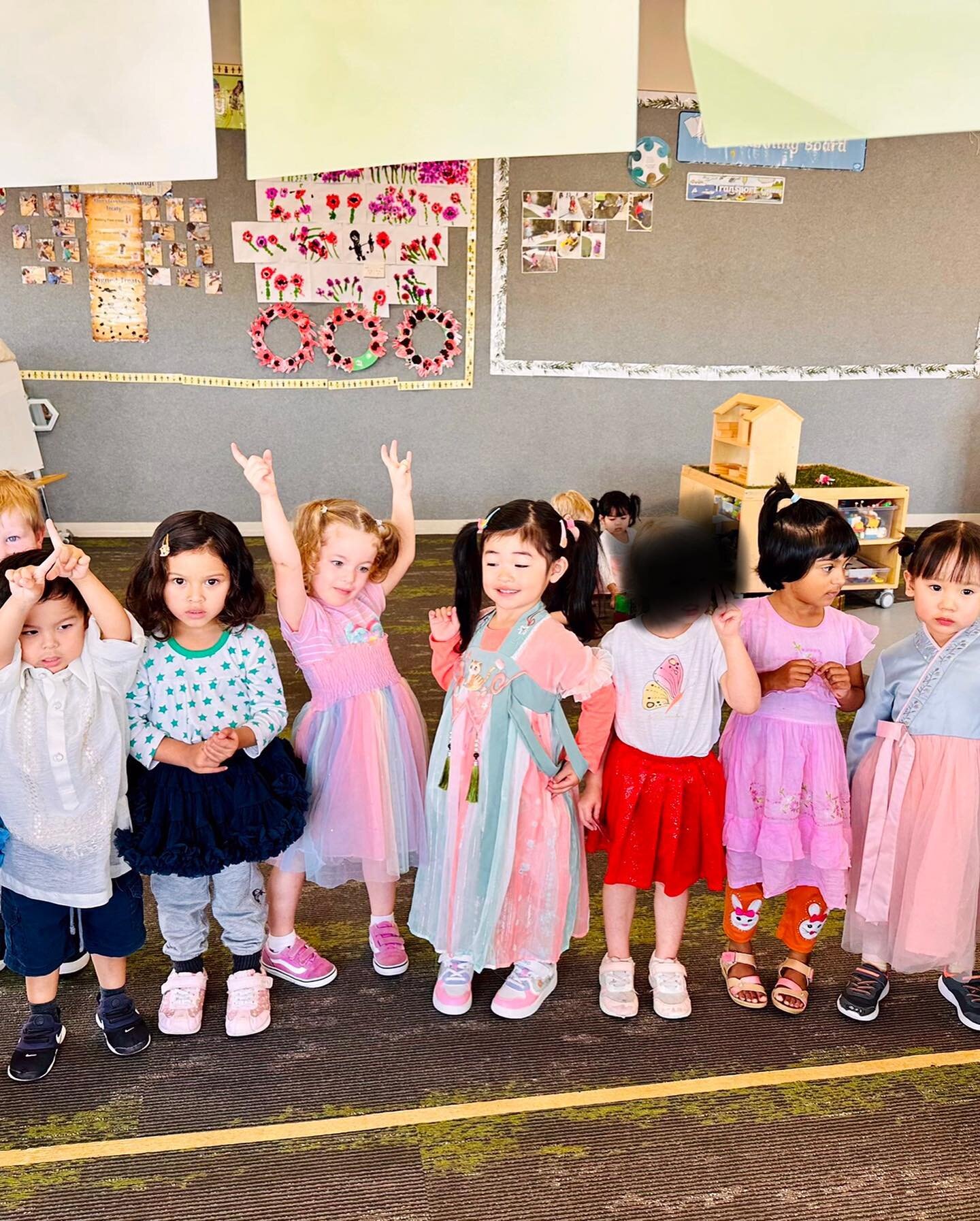 Tamariki dressed up in cultural outfit to embark Eid celebration.