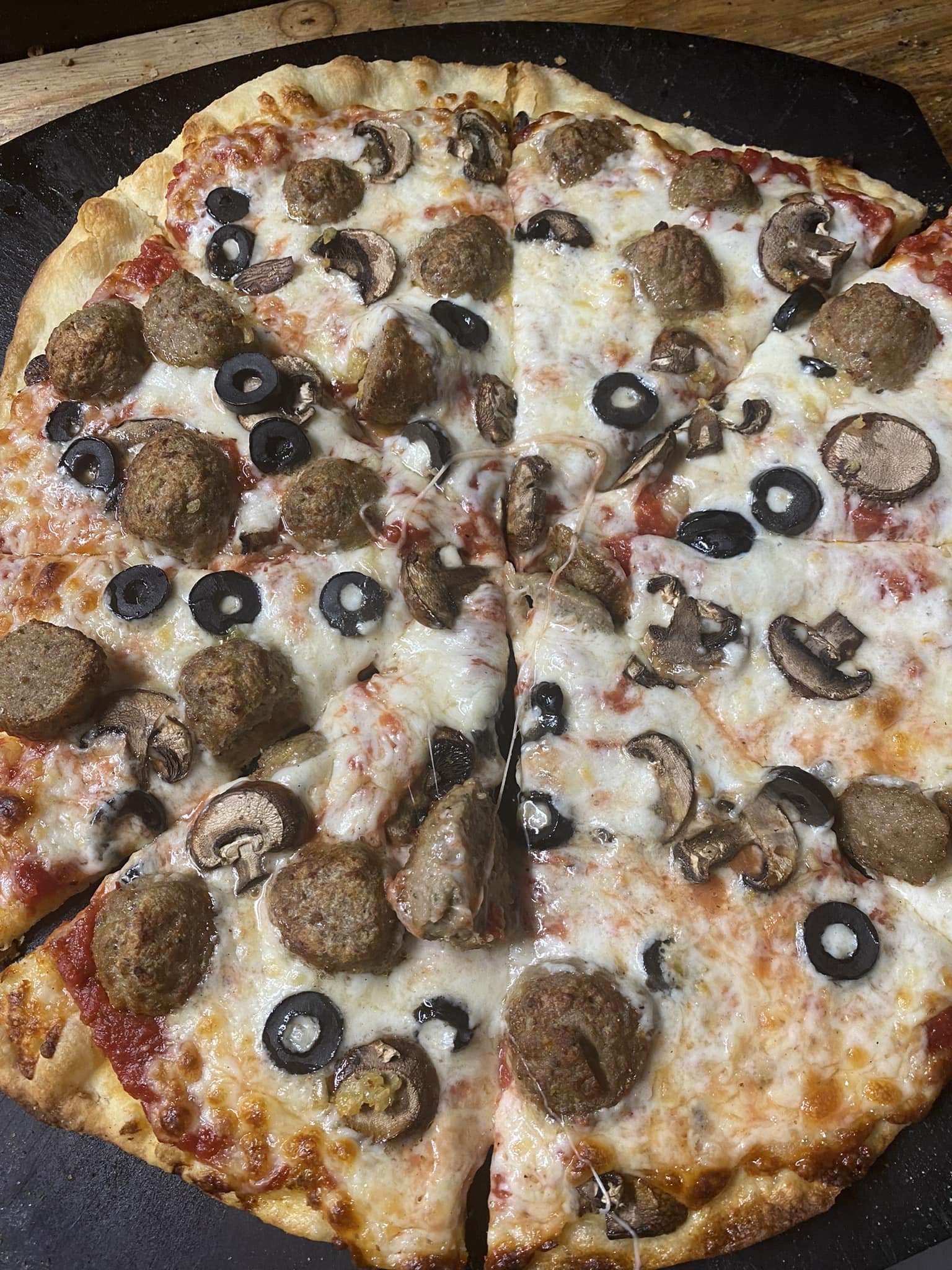meatballpizza.jpg
