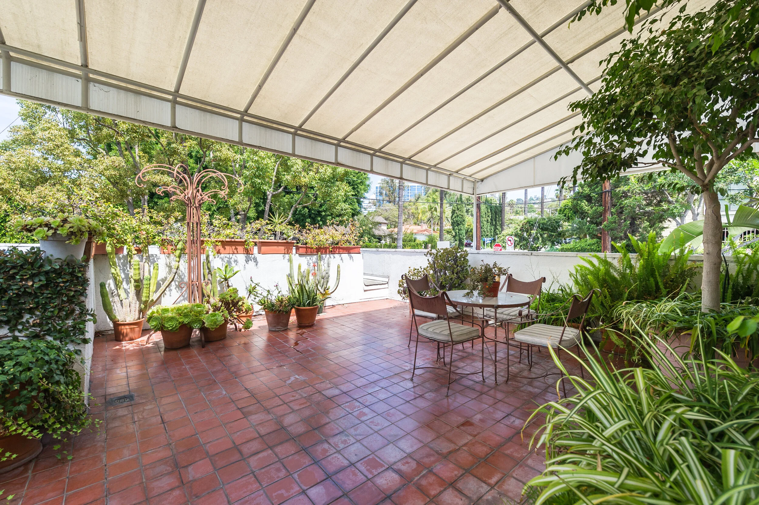 882doheny-29.jpg