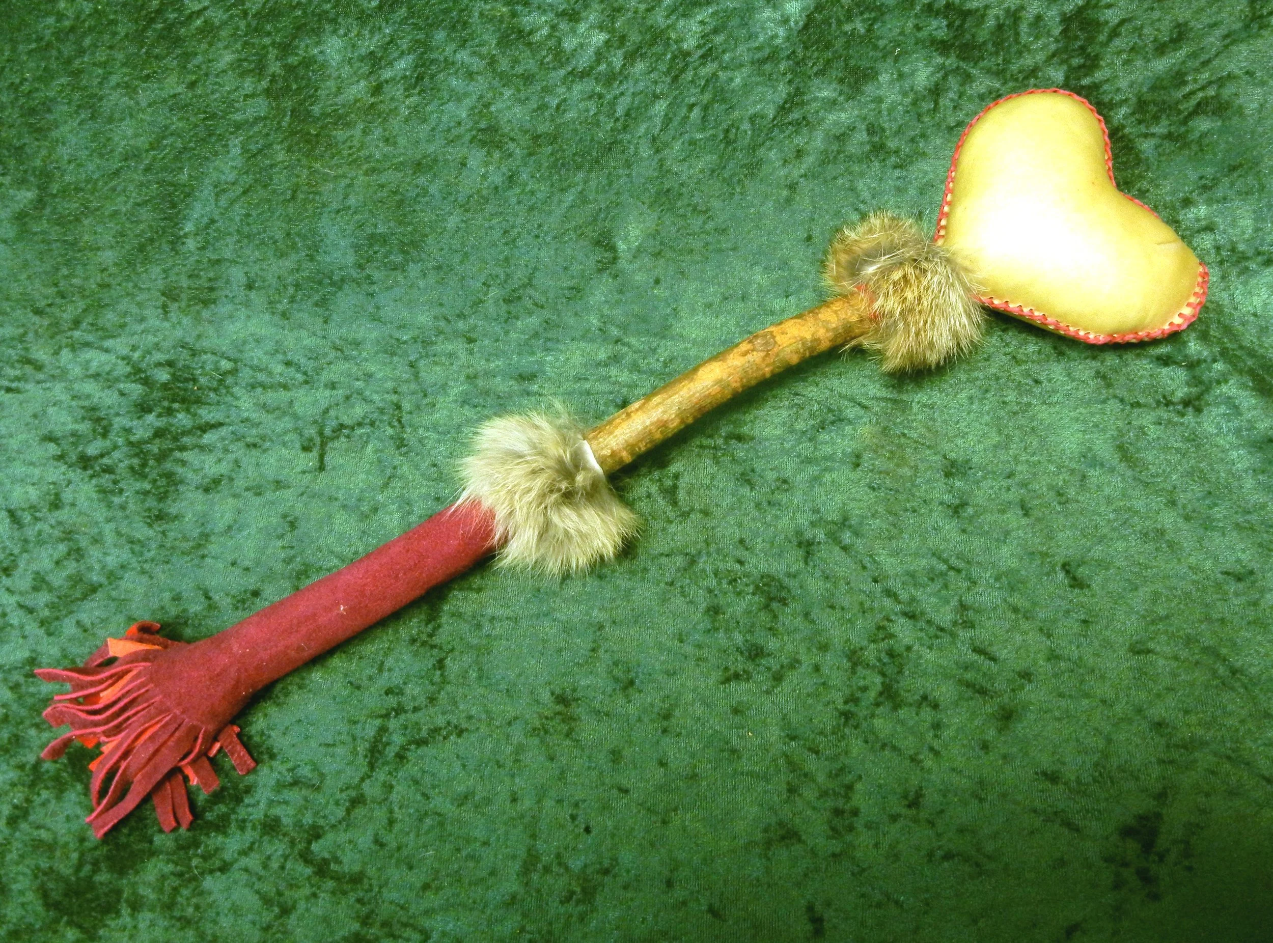 Rattle_Love_DeerPink_01.jpg
