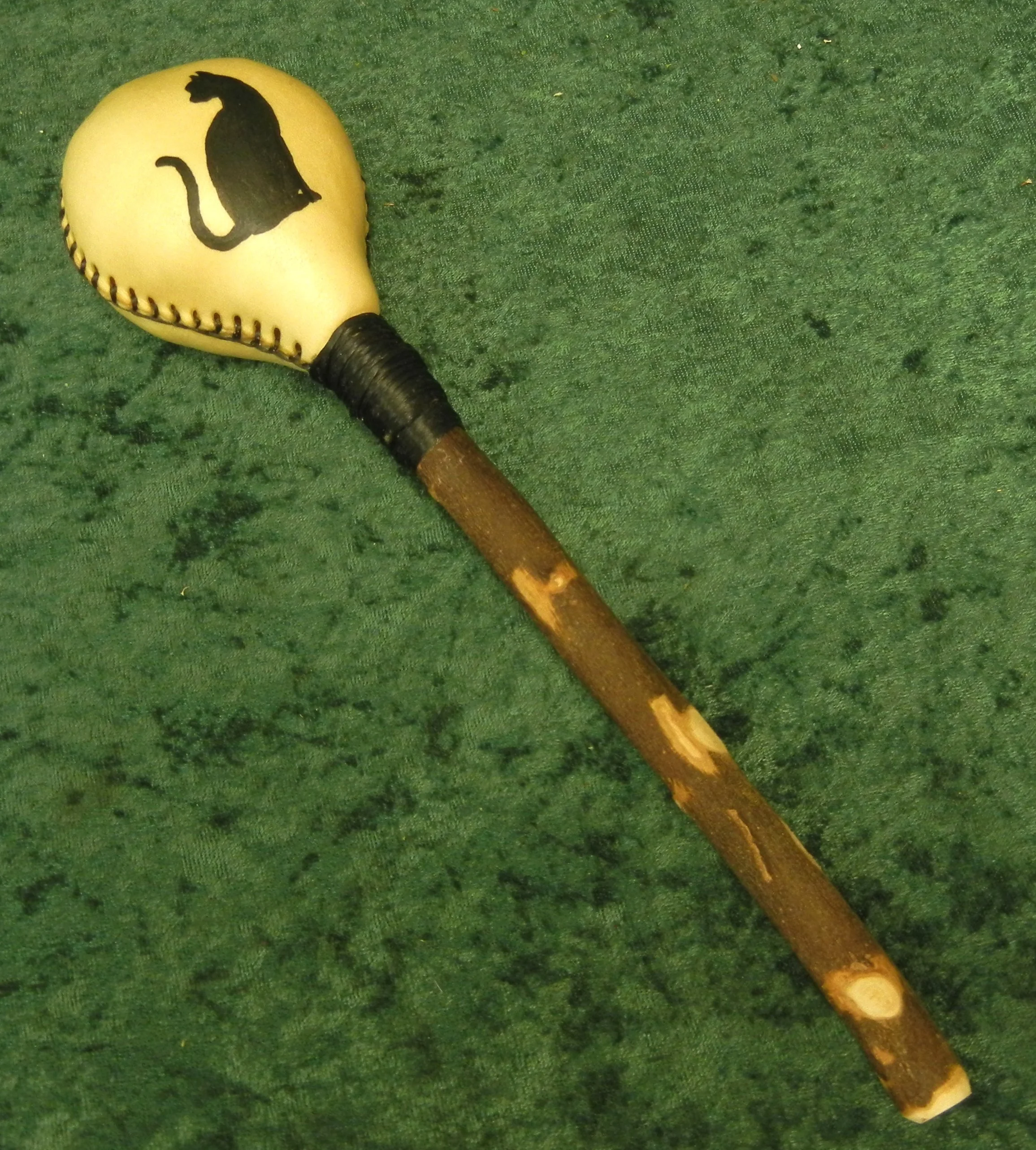 Rattle_Totem_Kitty_Med02.JPG