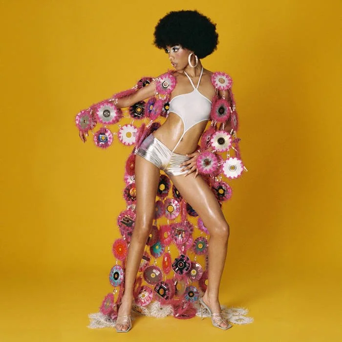  Camille Munn - Don't Stop The Music