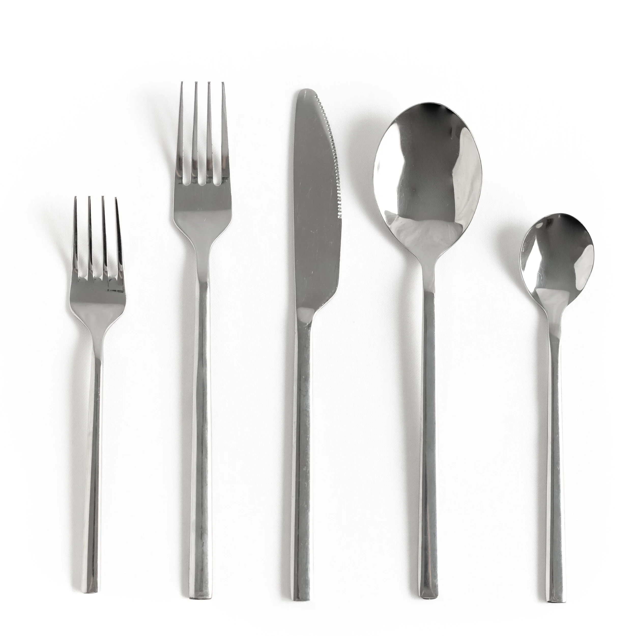 Mirrored silver
 $0.50 each
 $2.25 set
 140 available