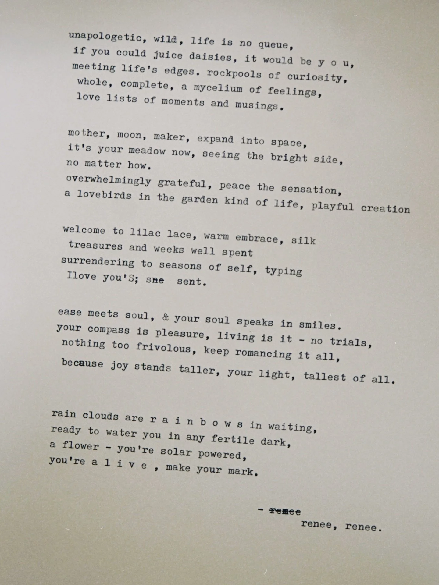 A poem posy, for Renee.

Feel the magic that is Renee @mama_flemingo and what a privilege it was to write a poem for and about her. A lyrical painting. Intuitive music when I hear the rhythm spoken out loud. Back space &amp; refine. Click the keys of