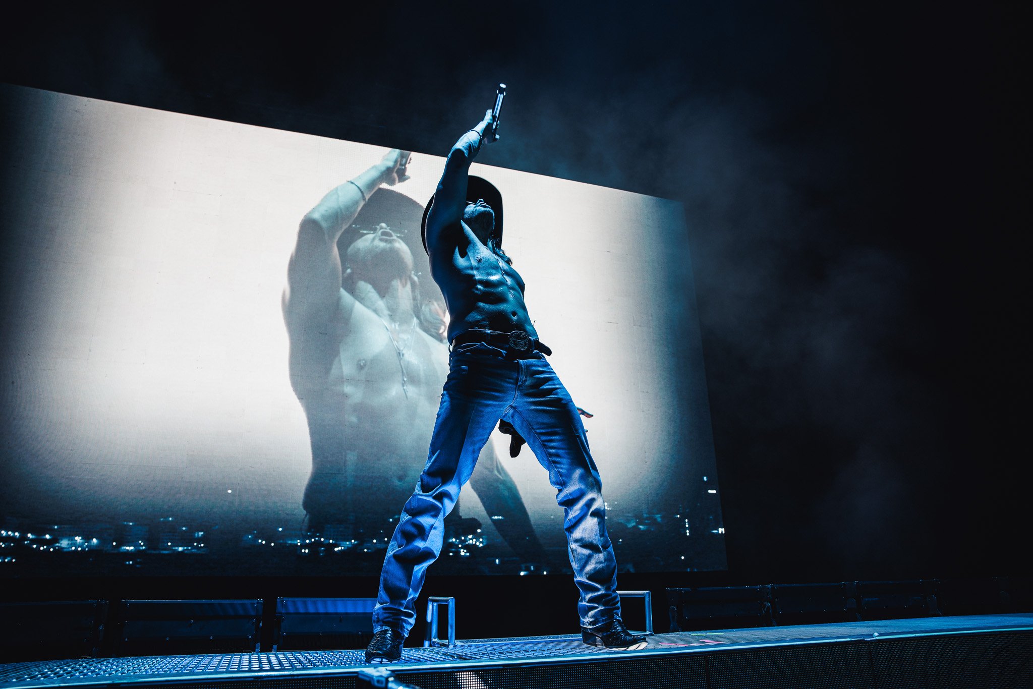 LIVE ALBUM / DOCUMENTARY