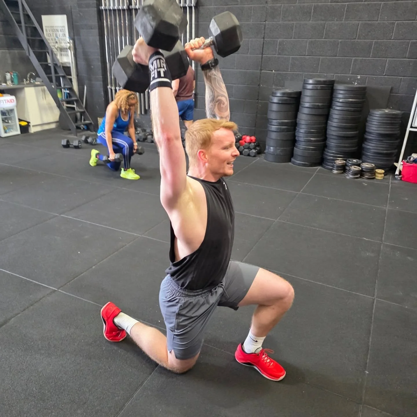 Hands up, this is a Robbiery... 👍🏿🫡

#cfp #community #fitness #punnyboy