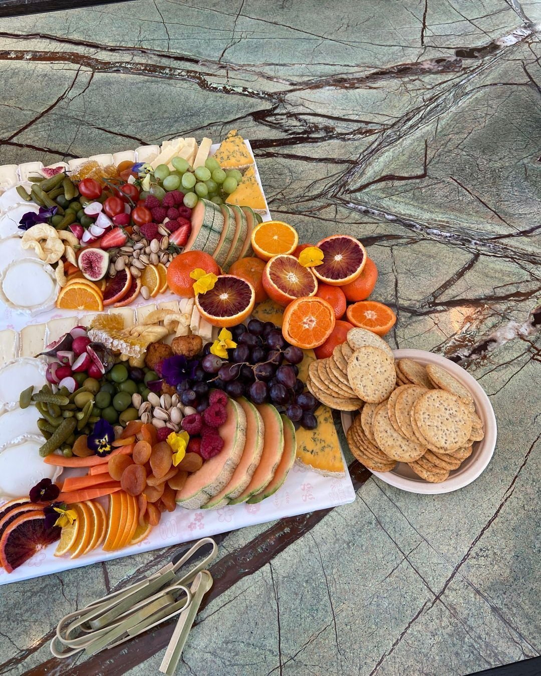 I'm still so obsessed with these beautiful bespoke(ish) platters that we created for @wayoflifeuk The Sessile&rsquo;s Orangery! 

We catered their opening night and incorporated lots of oranges into the platters and had them overspilling off of the p