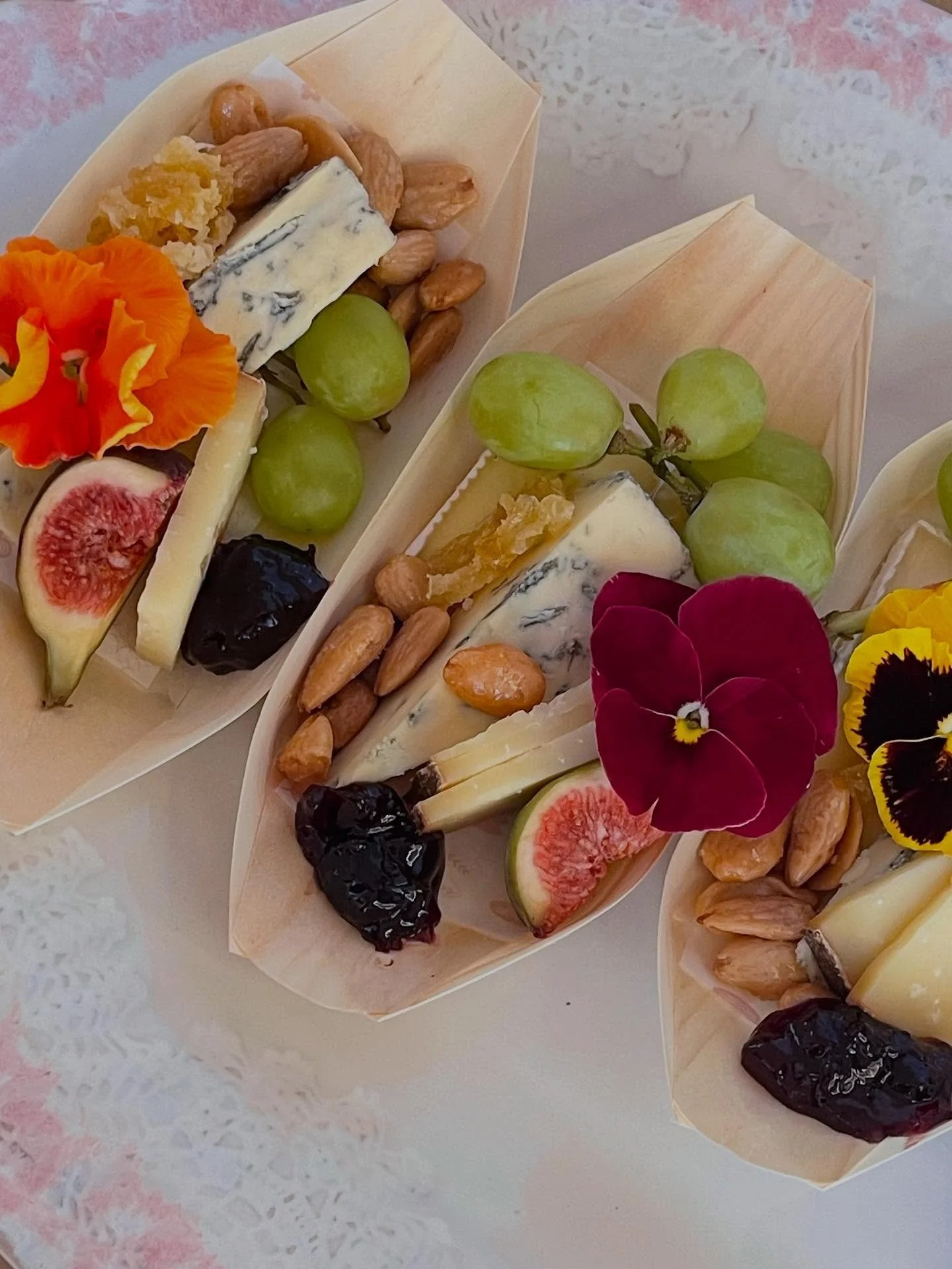 Ahh it was such a joy making these canap&eacute;s for @anthropologie and @manonlagreve 💖

We served six bespoke canap&eacute;s using recipes from Manon&lsquo;s new book - Chez Manon. 

And ofc everything was served on beautiful Anthropologie platter