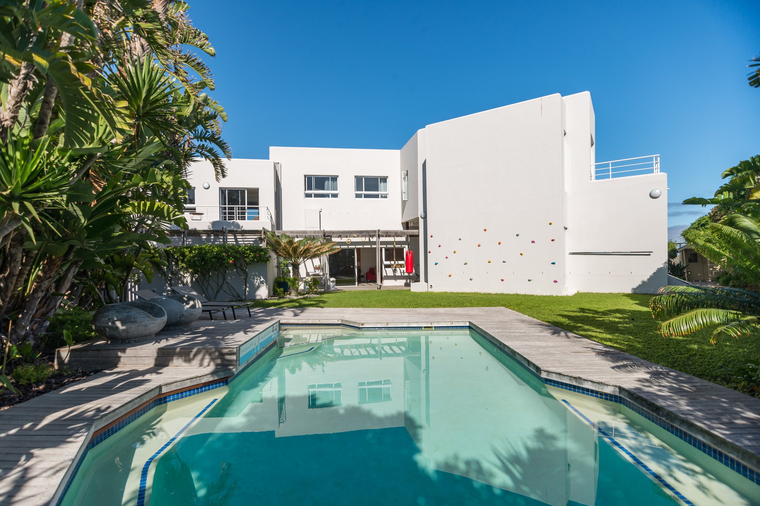 ocean12_pool_view.jpg