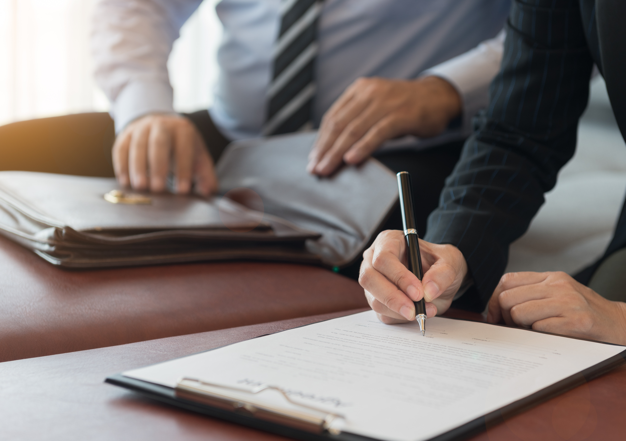 Managing Complex Defence Contracts: From Risk Exposure to Strategic Advantage