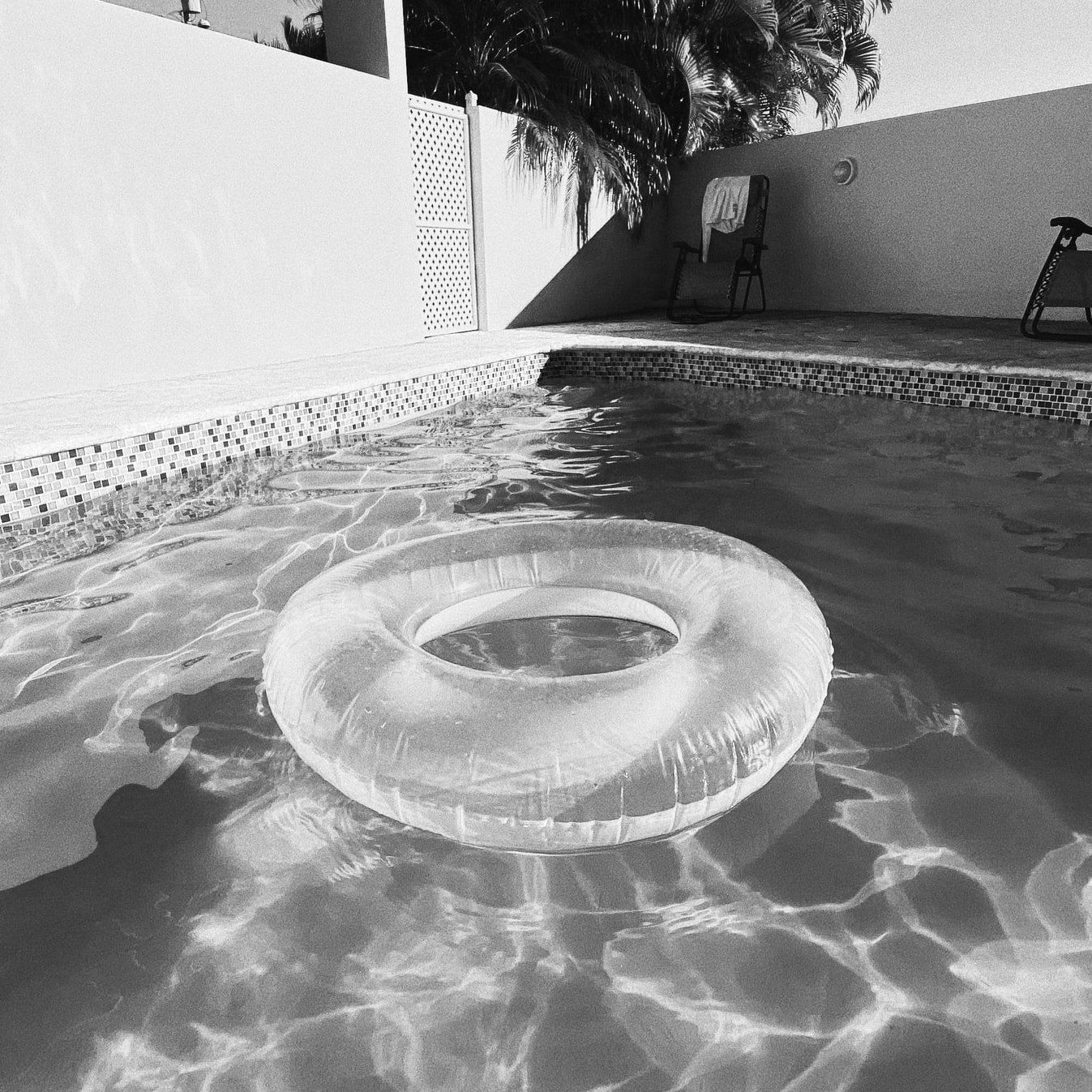 Weekend listening: Poolsuite FM