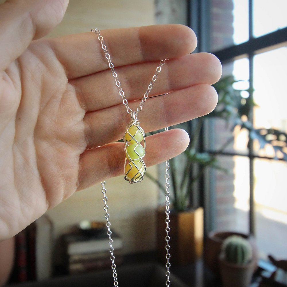 Peridot Dainty Spiral Necklace — Ivy+Light