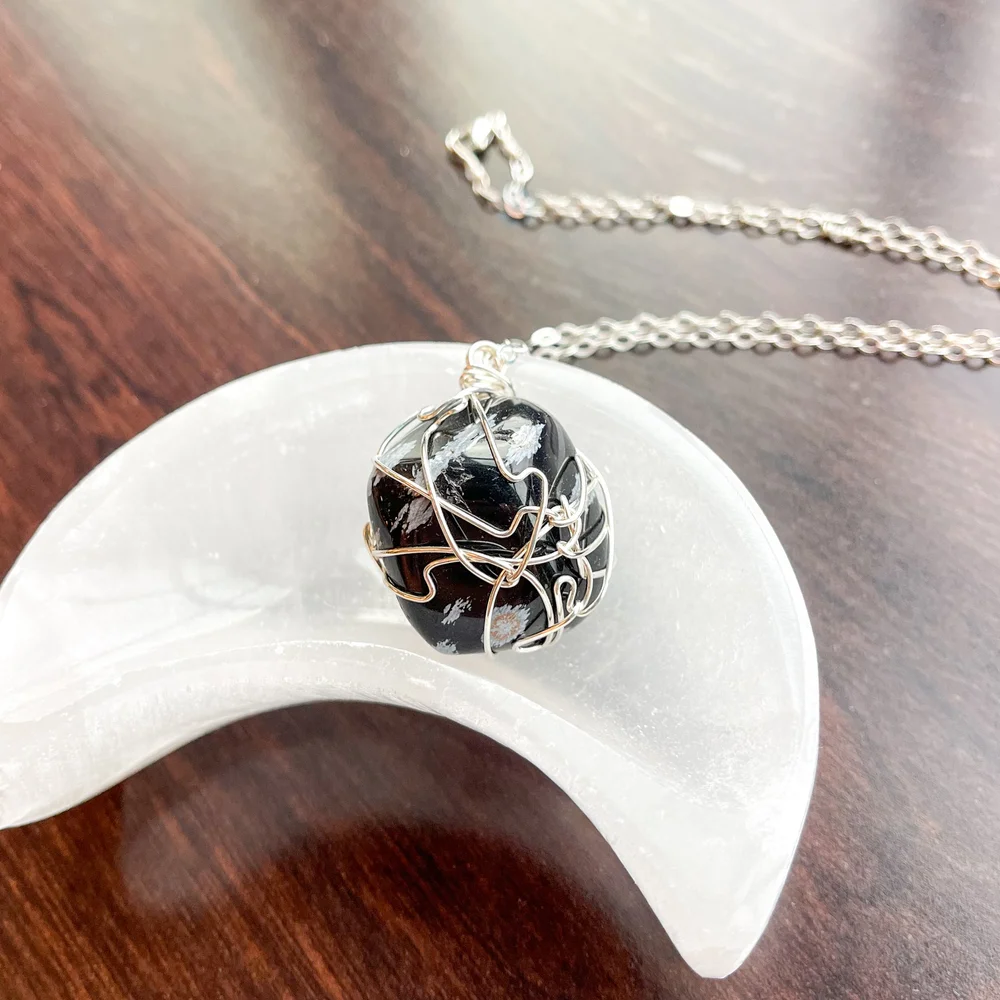 Collier Cuir Avec Pendentif Obsidienne Blanche Snow Flake - Neuf Sans Emballage