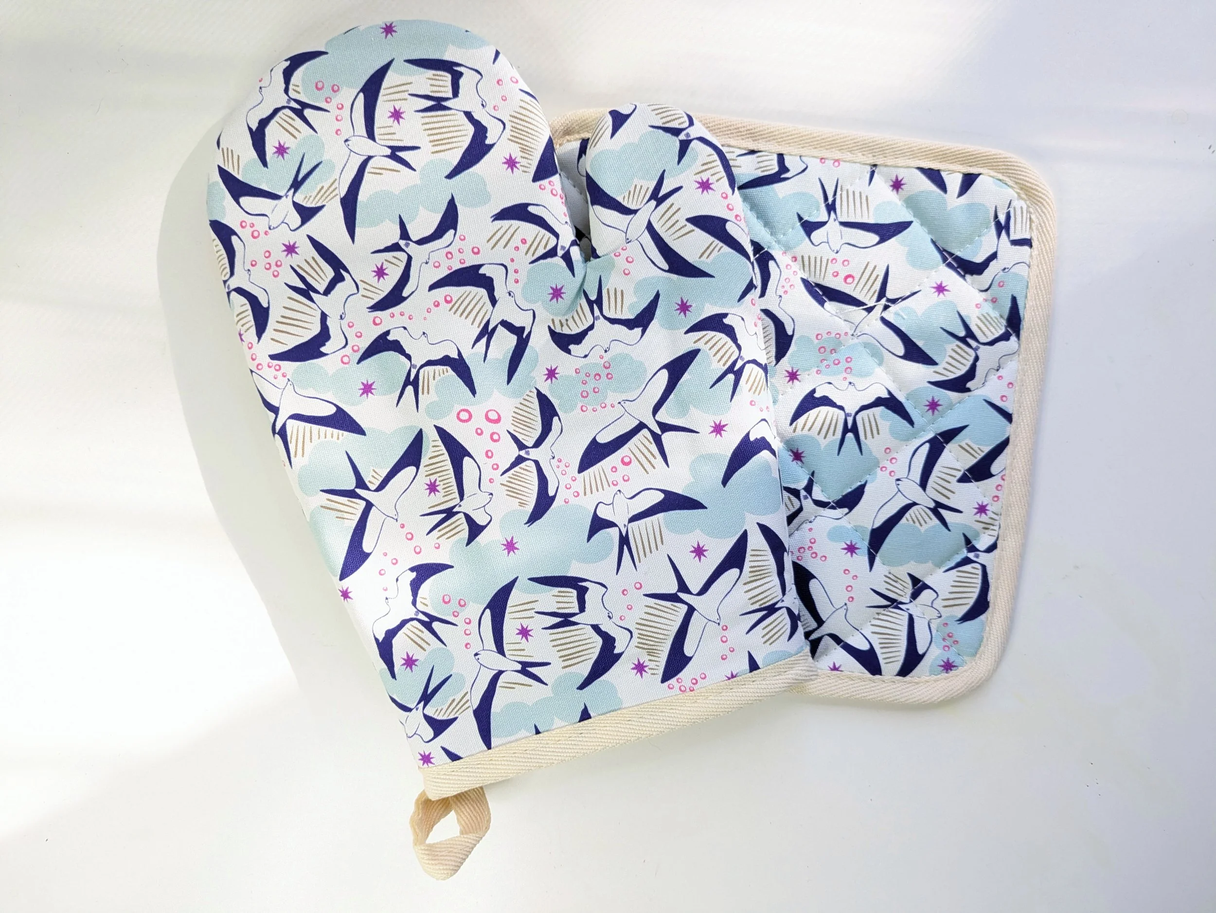 oven mitt swallowtail kites 1.jpg