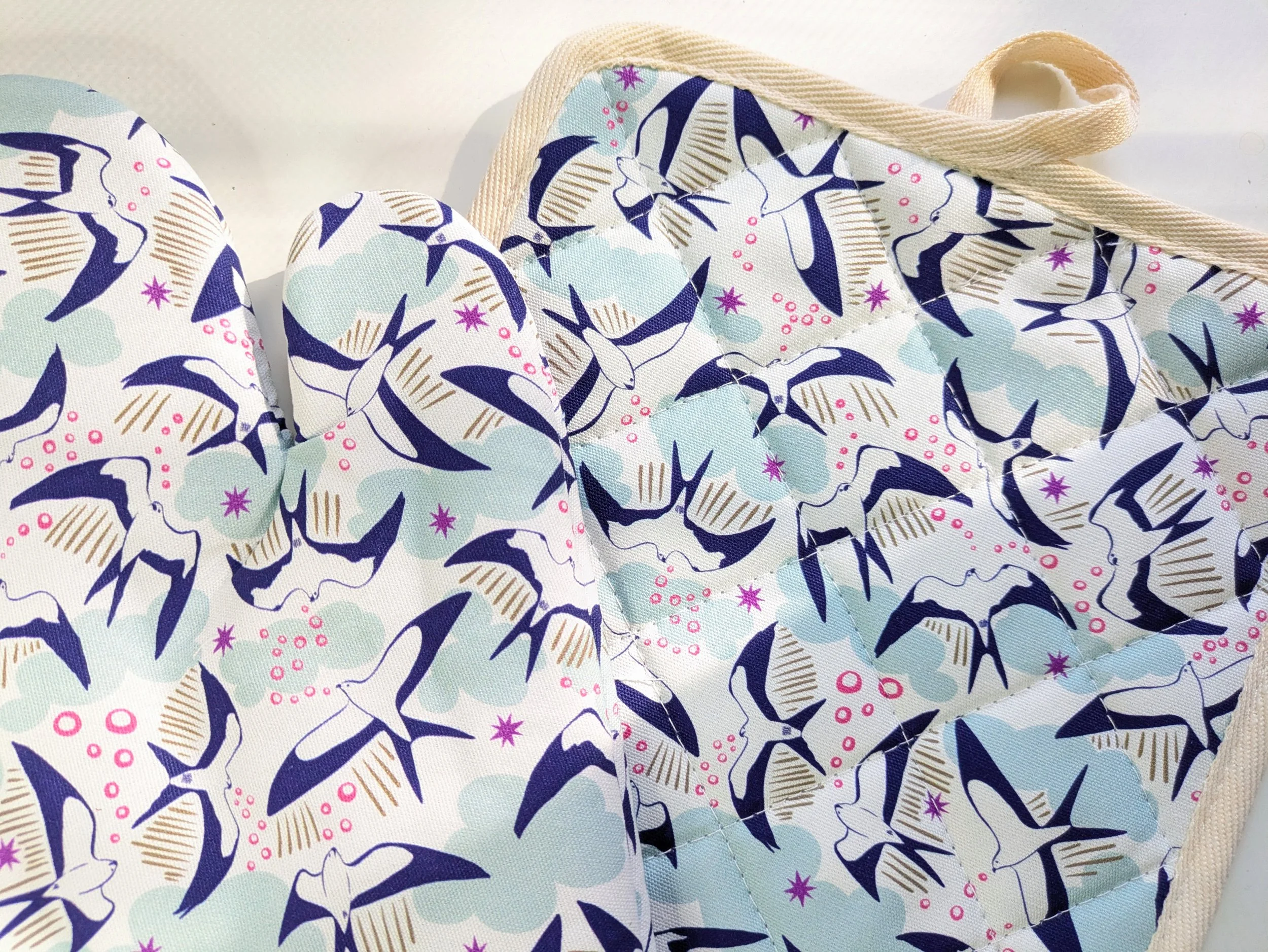 oven mitt swallowtail kites 4.jpg