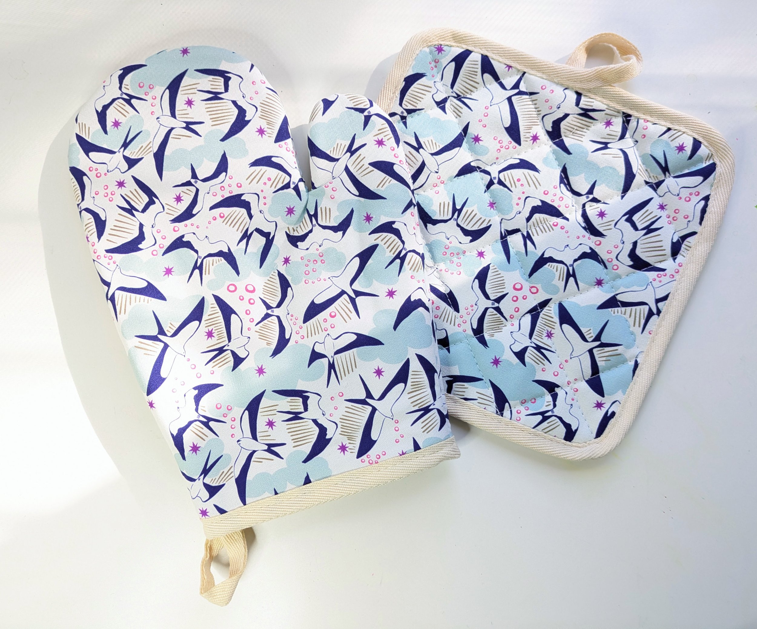 oven mitt swallowtail kites 3.jpg