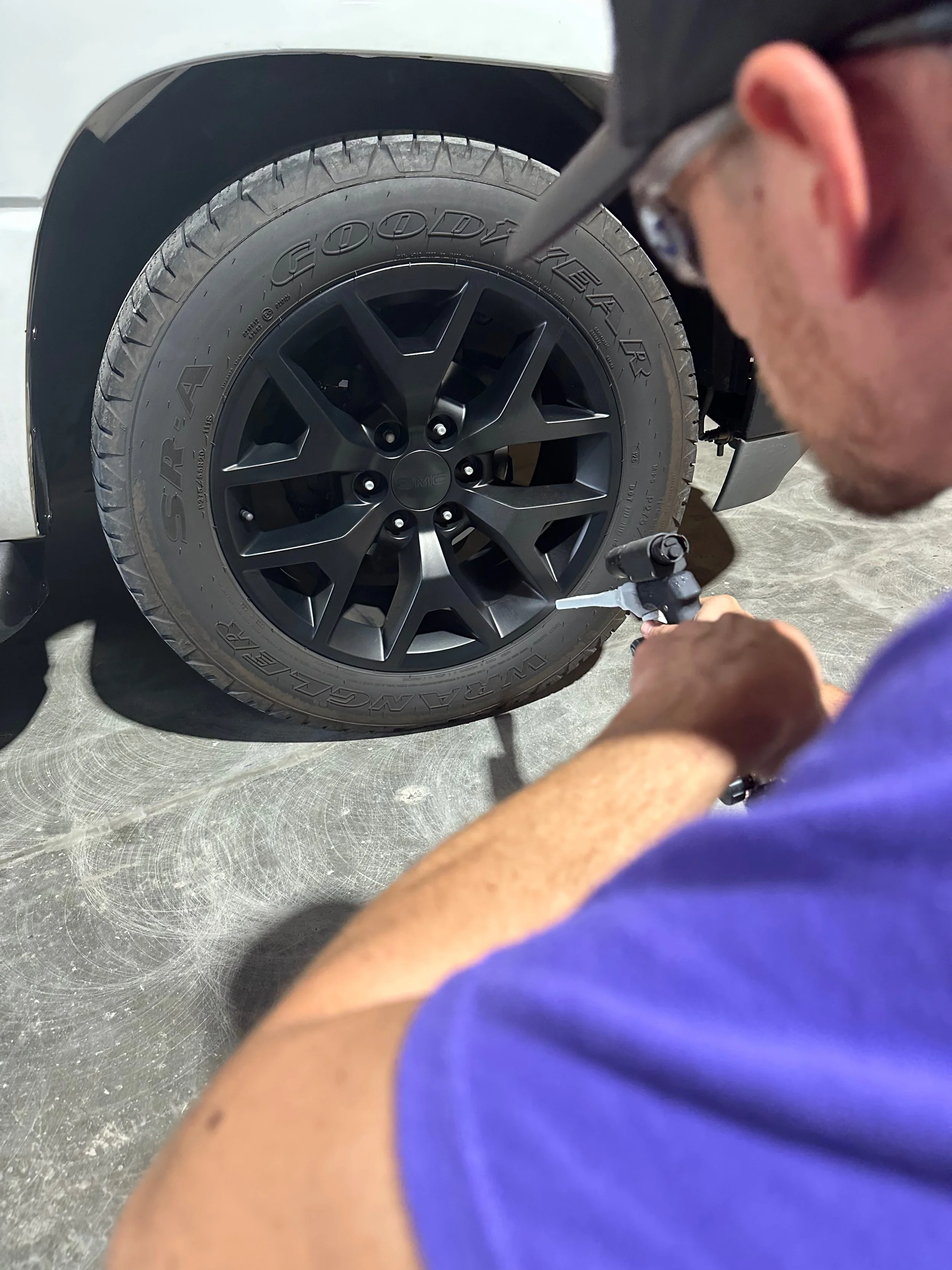 dry-ice-cleaning-tuttle-motorsports-dry-ice-blasting-gmc-wheels2.jpeg
