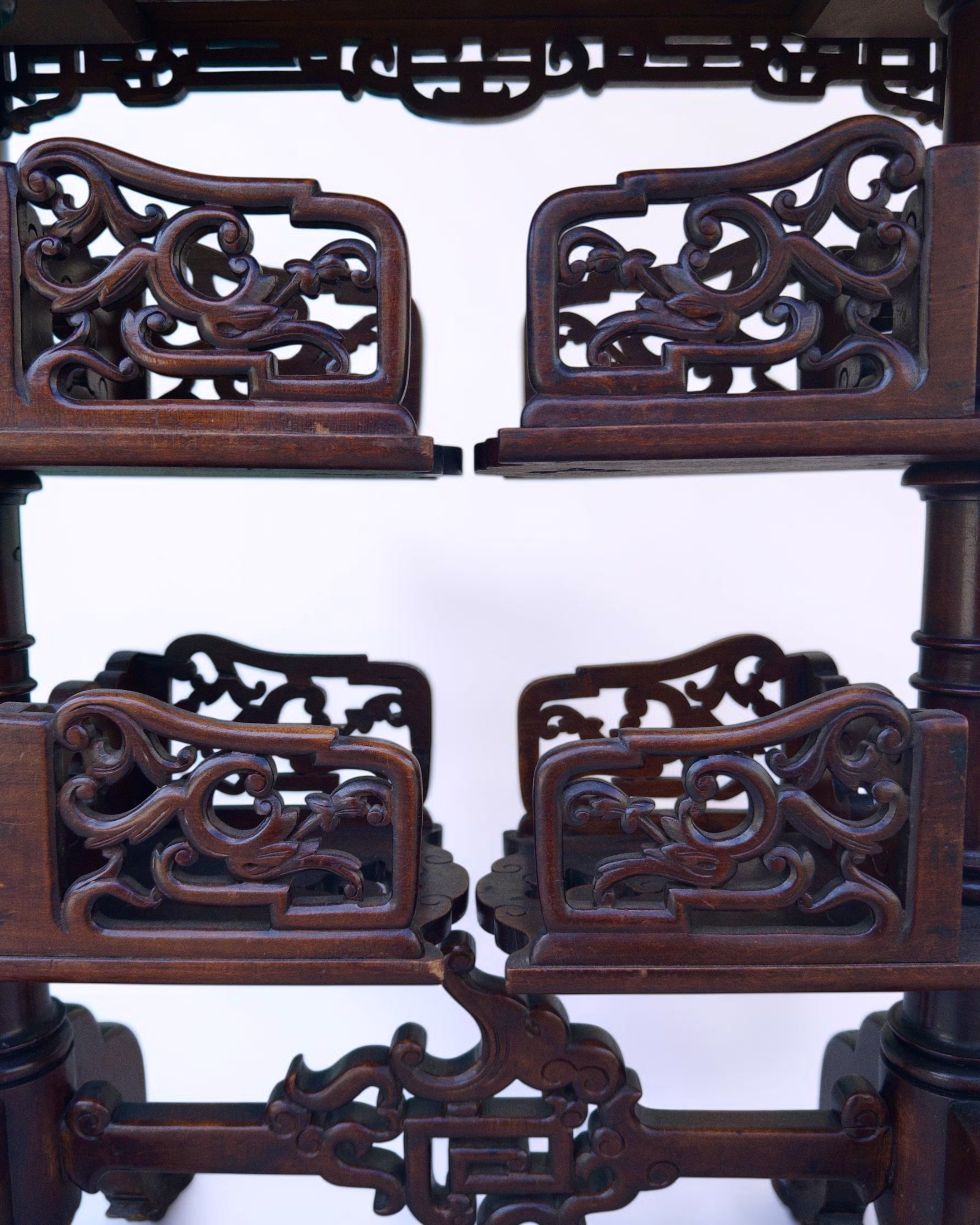 vivioli - tavolo china (12).png