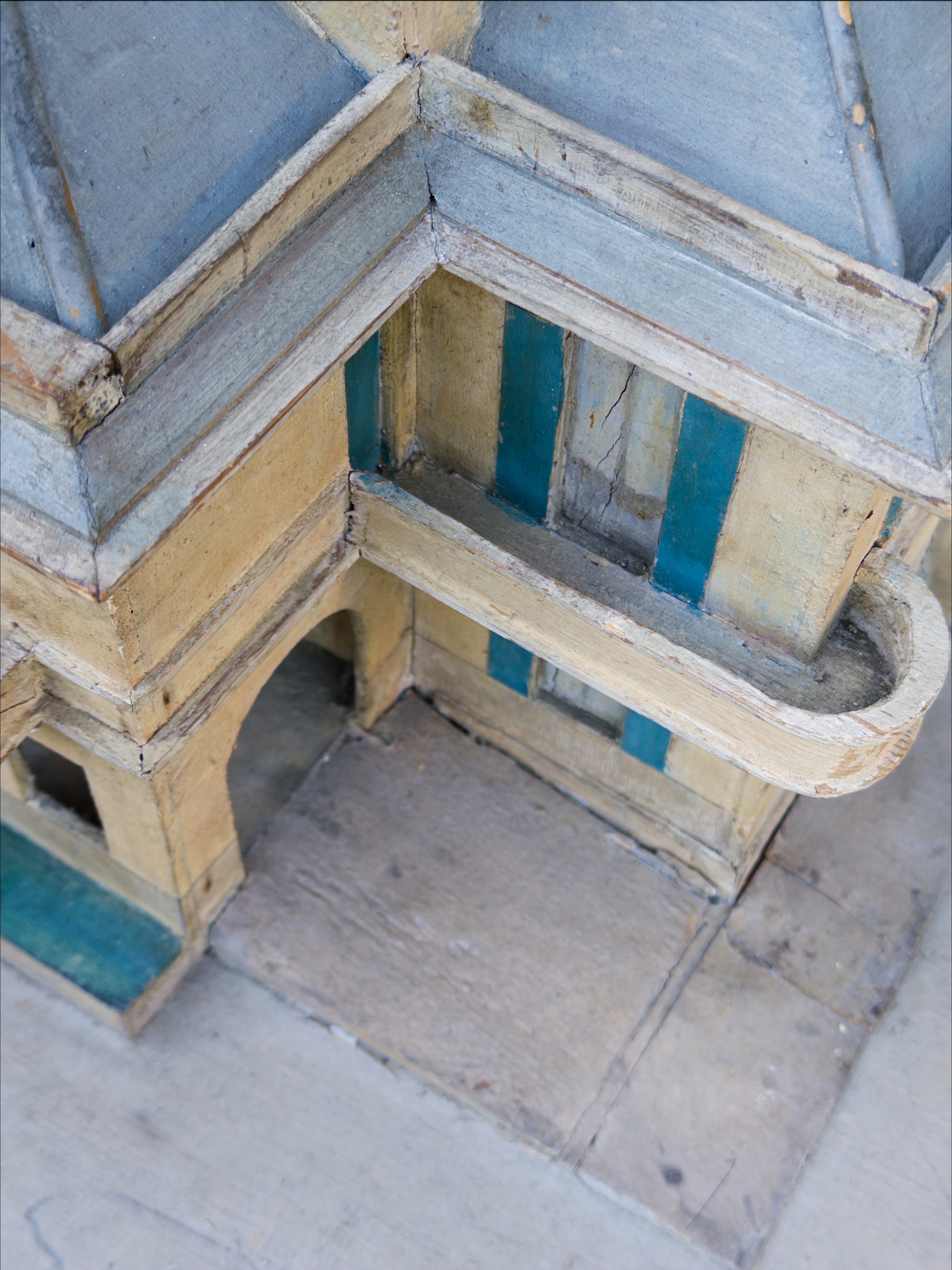 A maquette of an italian villa in the italian riviera19.PNG